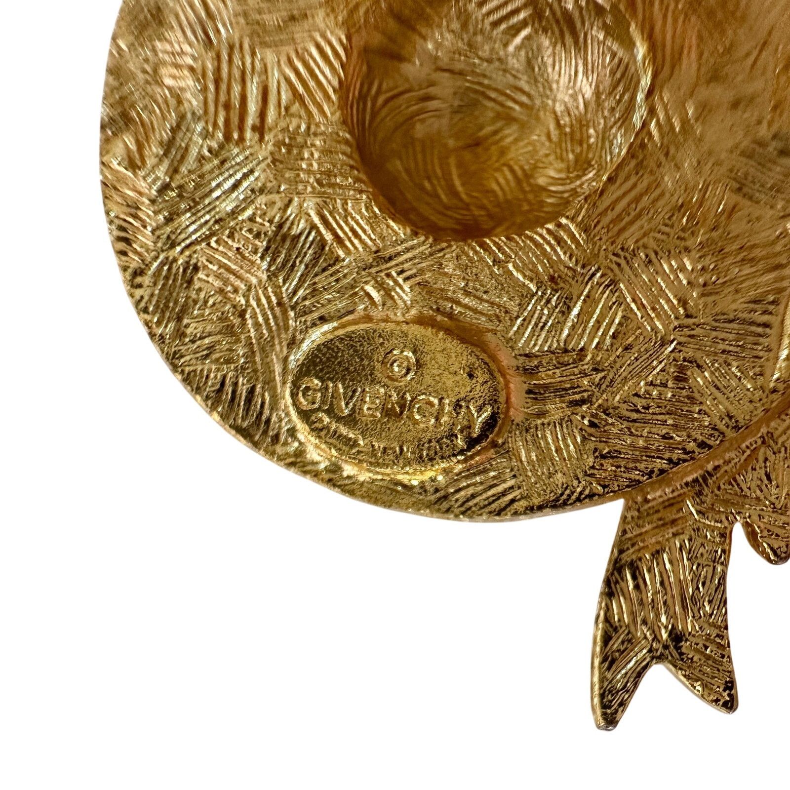 Givenchy Givenchy Hat Shaped Gold Plated Brooch - Size ONE SIZE - 7 Thumbnail