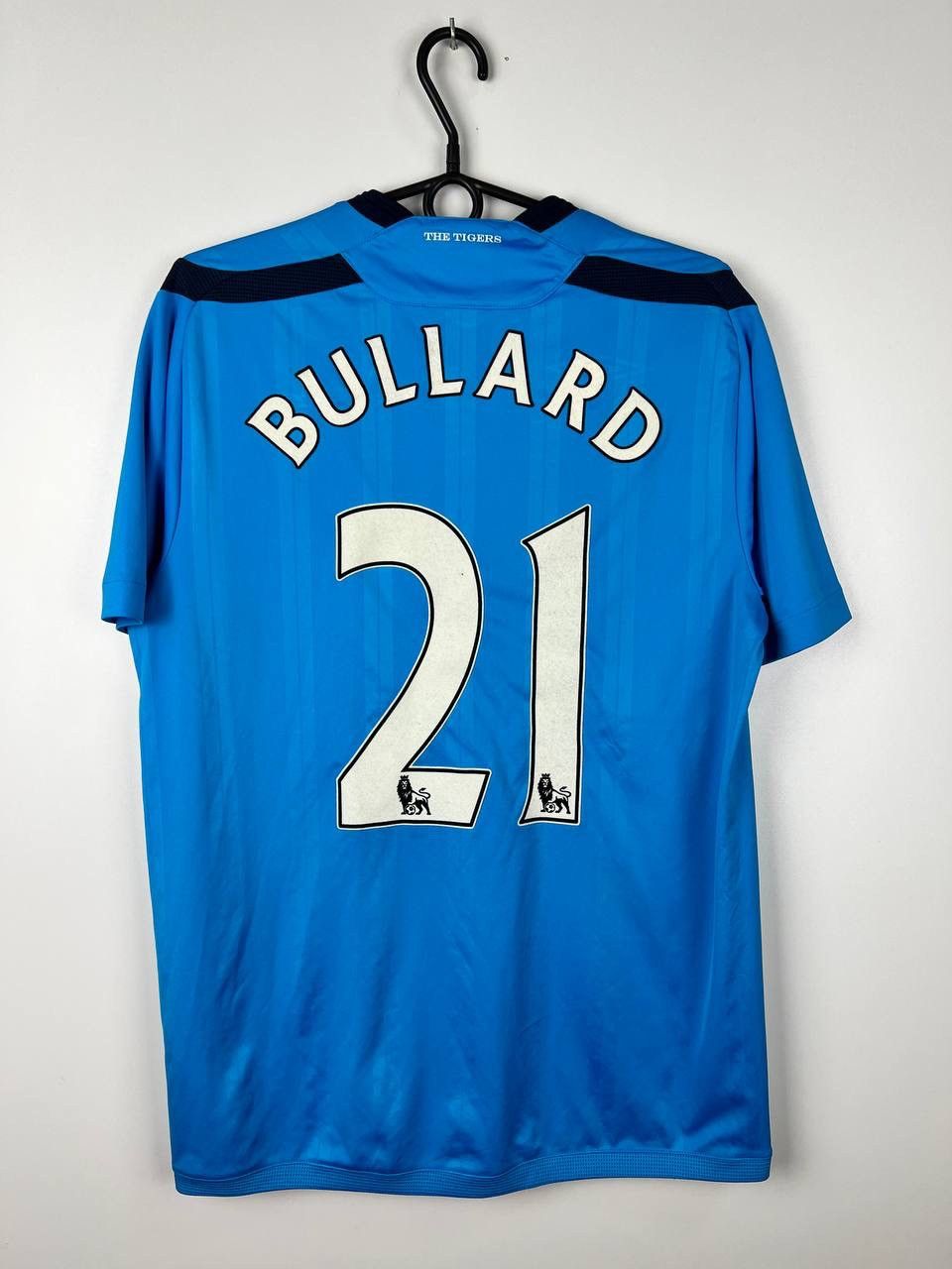 Vintage Hull City Umbro Bullard 2009-10 jersey t-shirts size M Size US M / EU 48-50 / 2 - 2 Thumbnail
