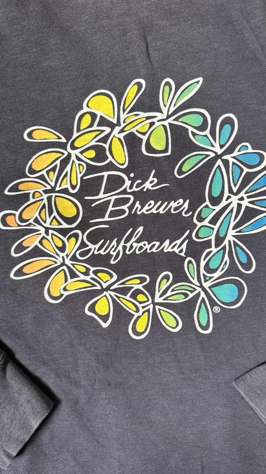 Vintage VINTAGE DICK BREWER SURFBOARDS SUNFADED SWEATSHIRT Size US L / EU 52-54 / 3 - 9 Thumbnail