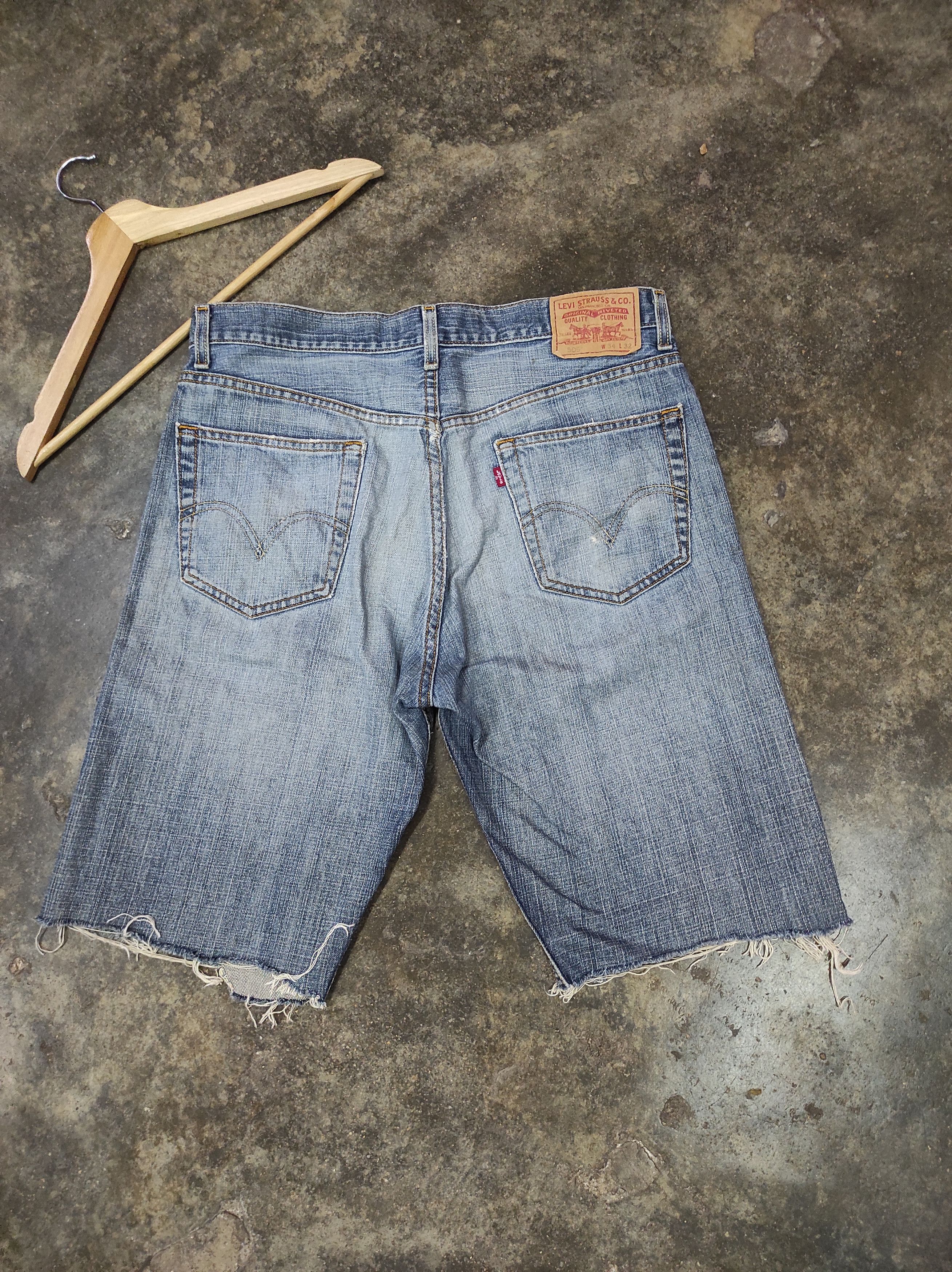 LVC × Levi's Vintage Clothing 505 DISTRESSED LEVIS REGULAR FIT DENIM JEANS Size US 34 / EU 50 - 4 Thumbnail
