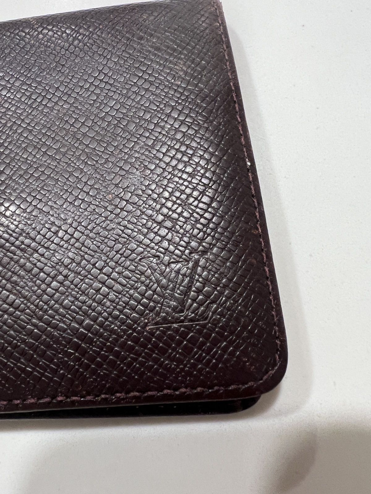 Louis Vuitton Louis Vuitton Brown Taiga Leather Mens Wallet Size ONE SIZE - 2 Thumbnail
