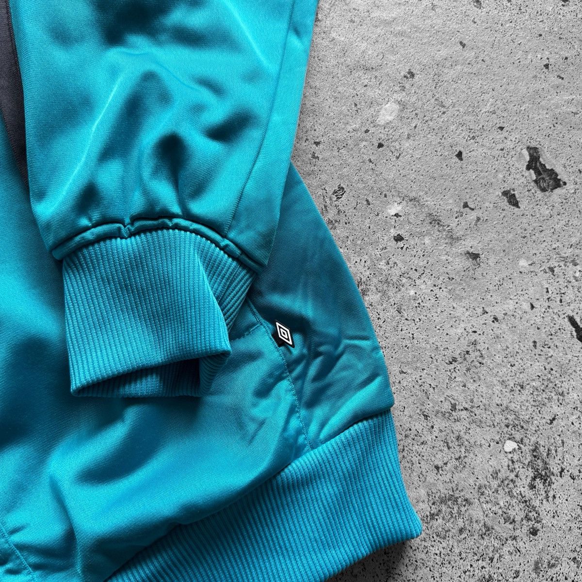Umbro Umbro Mens Vintage Track Jacket Turquoise Black Full Zip Size US M / EU 48-50 / 2 - 4 Thumbnail