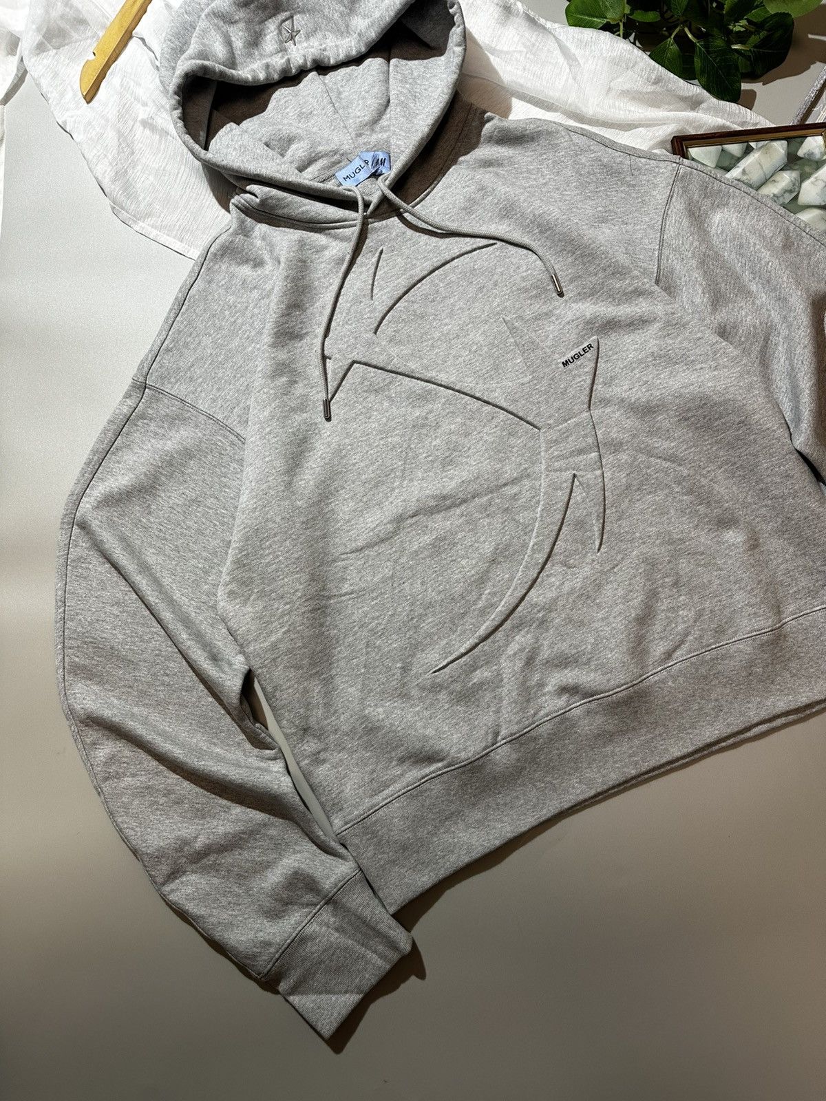 H&M × Mugler H&M & Mugler Star Motif Hoodie Oversized Light Gray Men's sz Size US L / EU 52-54 / 3 - 2 Thumbnail