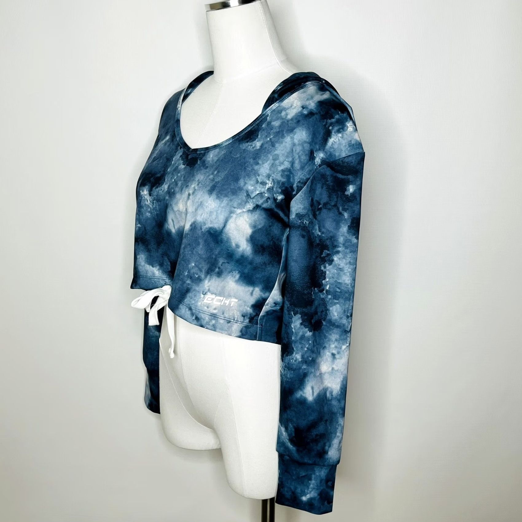 Vintage Echt Women’s Cropped Athletic Hoodie Blue Marled Size Small V Neck Tie Hoodie Womens, S, Blue, Athletic, Logo, Pullover, Activewear, Echt Australia Size S / US 4 / IT 40 - 3 Thumbnail