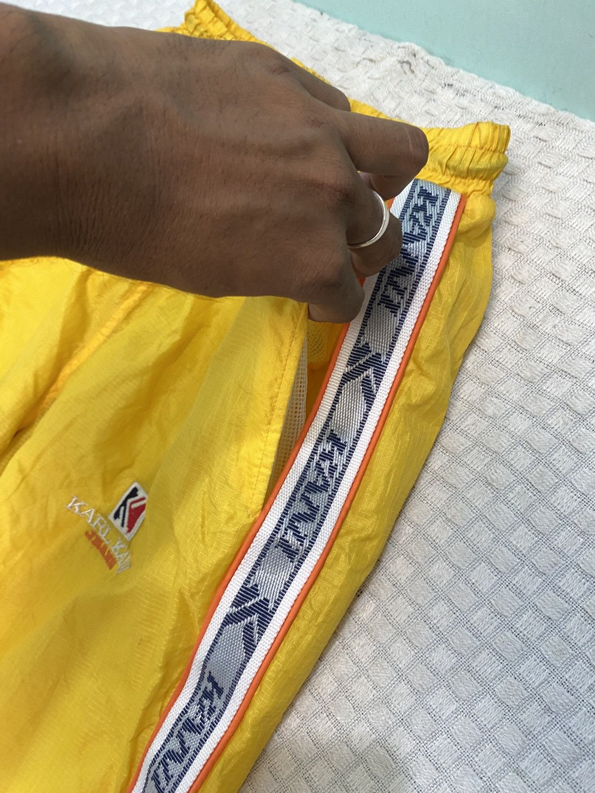 Karl Kani 💥 VINTAGE KARL KANI BAGGY WIDE LEG SWOOSH TRACK PANTS Y2K Size US 42 / EU 58 - 5 Thumbnail