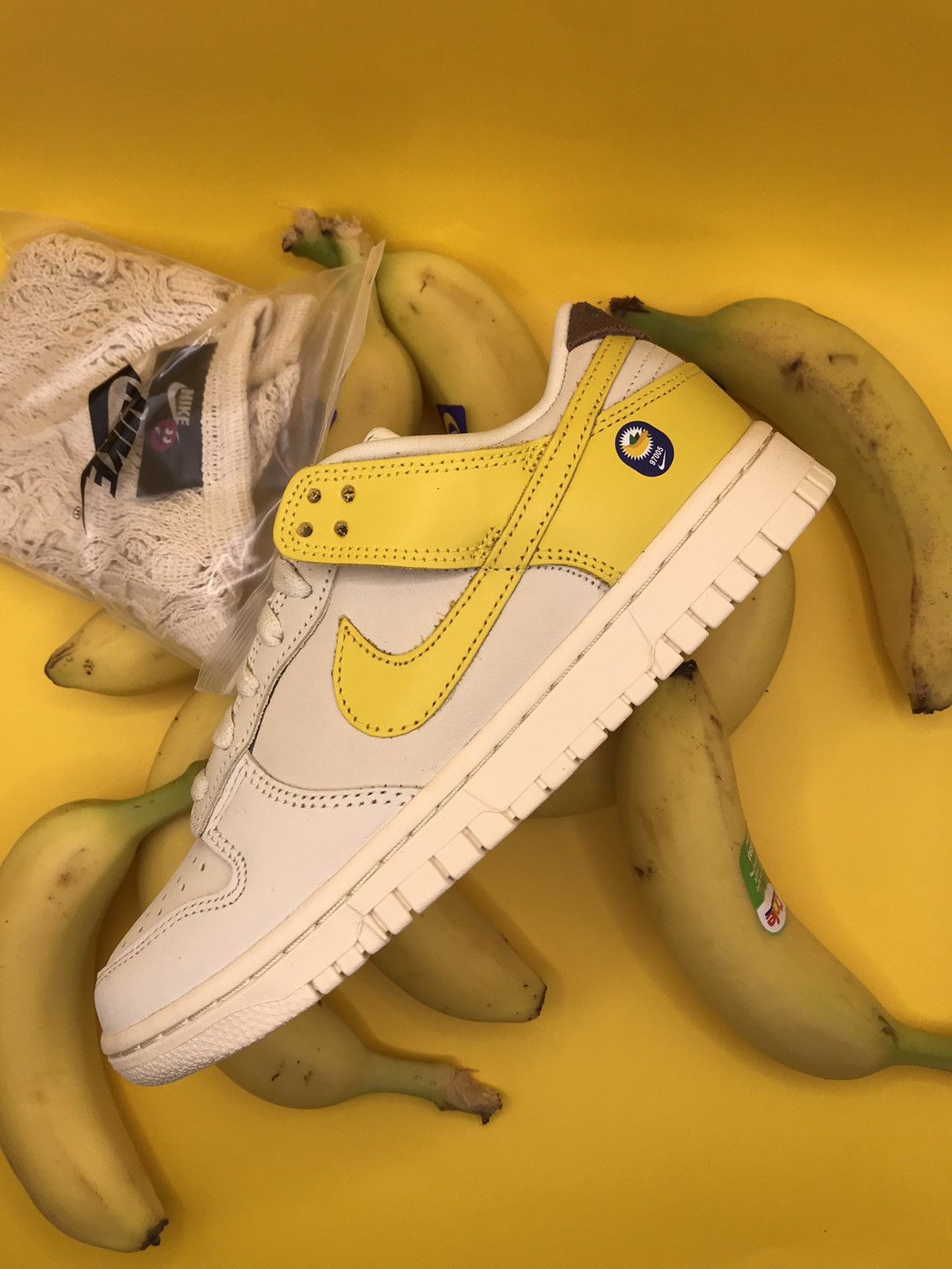 Nike Nike Dunk Low “Banana” Size US 7.5 / IT 37.5 - 3 Thumbnail