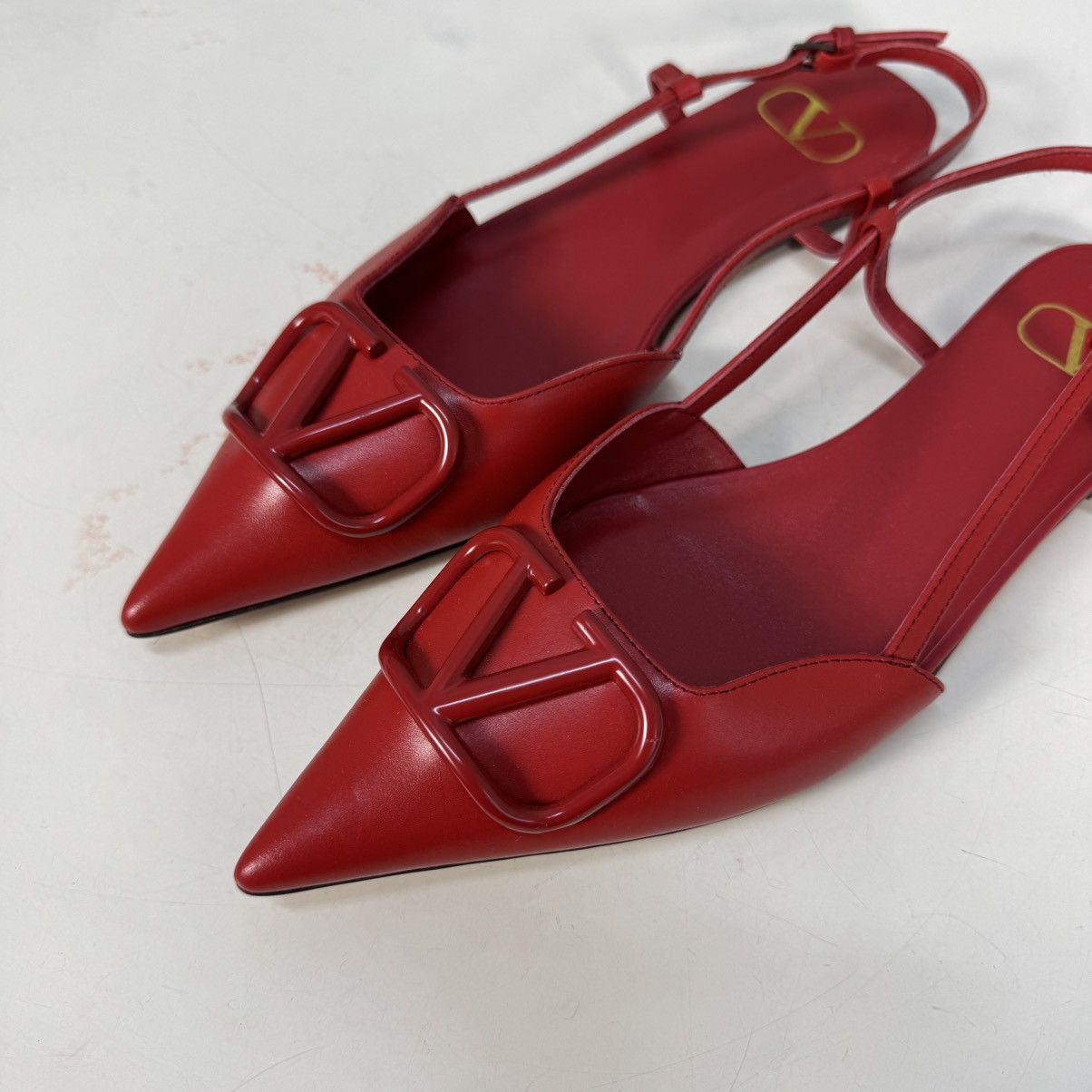 Valentino VALENTINO leather sandals red 40 Size US 10 / IT 40 - 9 Thumbnail