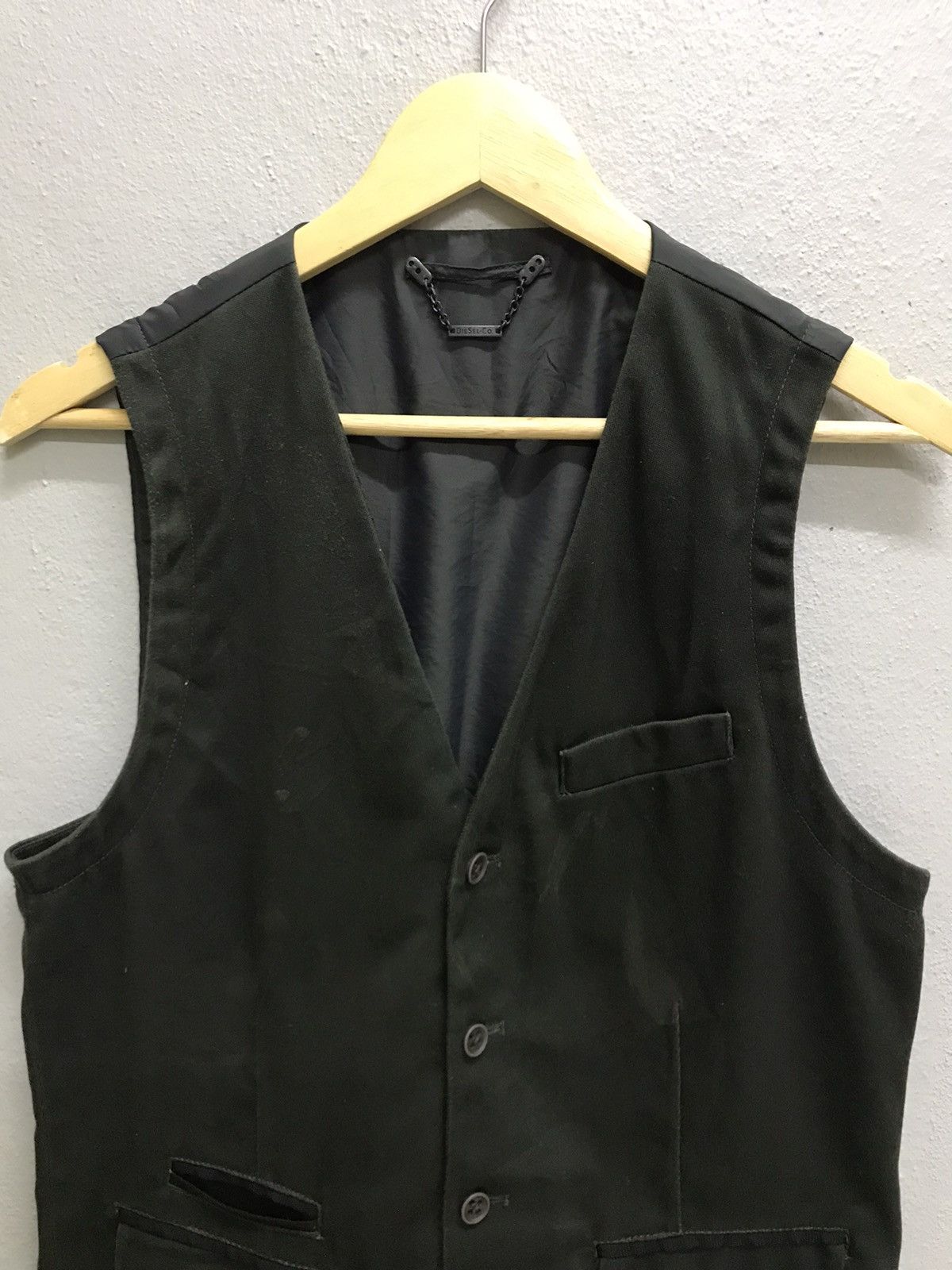 Diesel VINTAGE OG DIESEL MILITARY OLIVE GREEN VESTS Size US XS / EU 42 / 0 - 4 Thumbnail