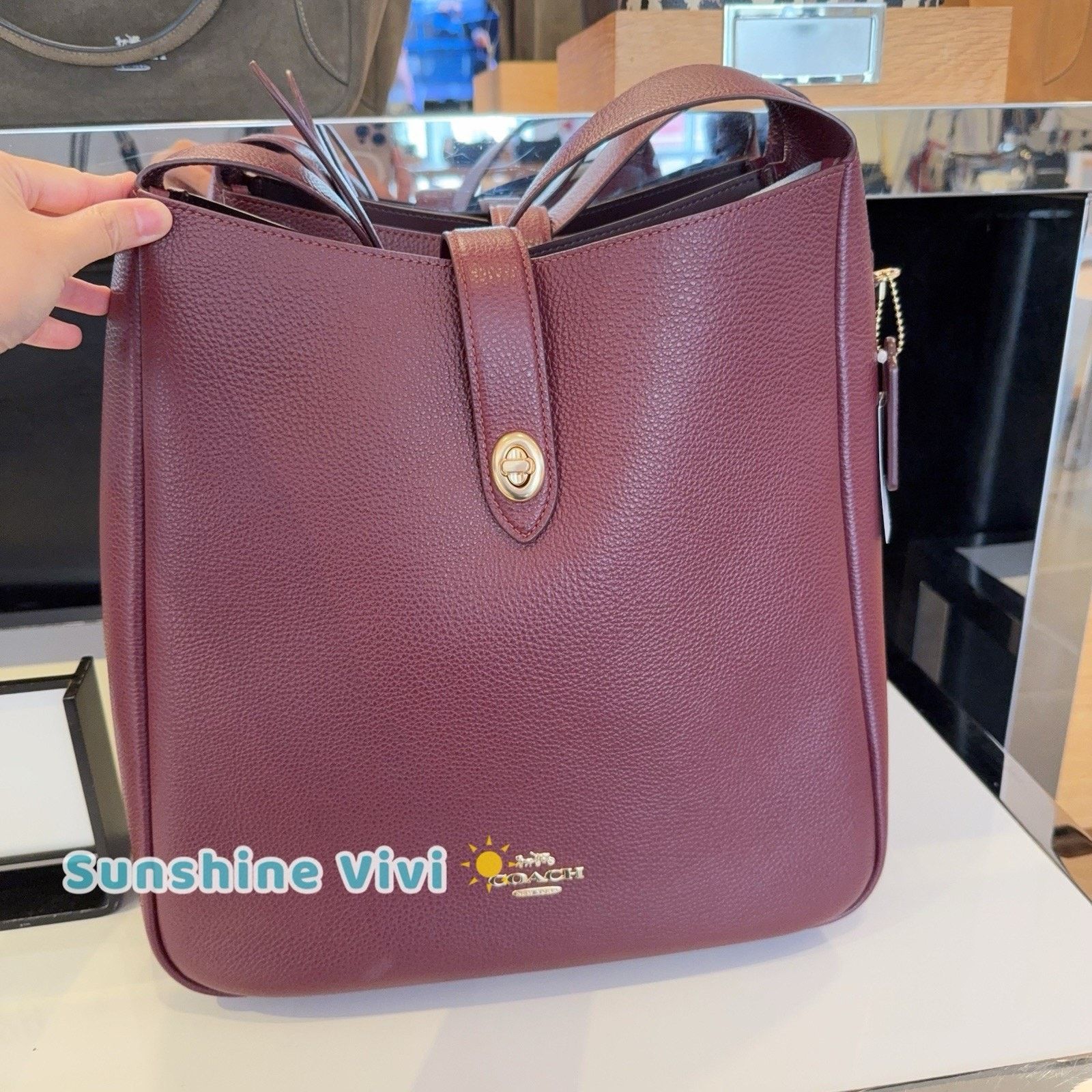 Coach NWT COACH Hadley Large Shoulder Bag CCD65 Dark Wine Size ONE SIZE - 1 Thumbnail