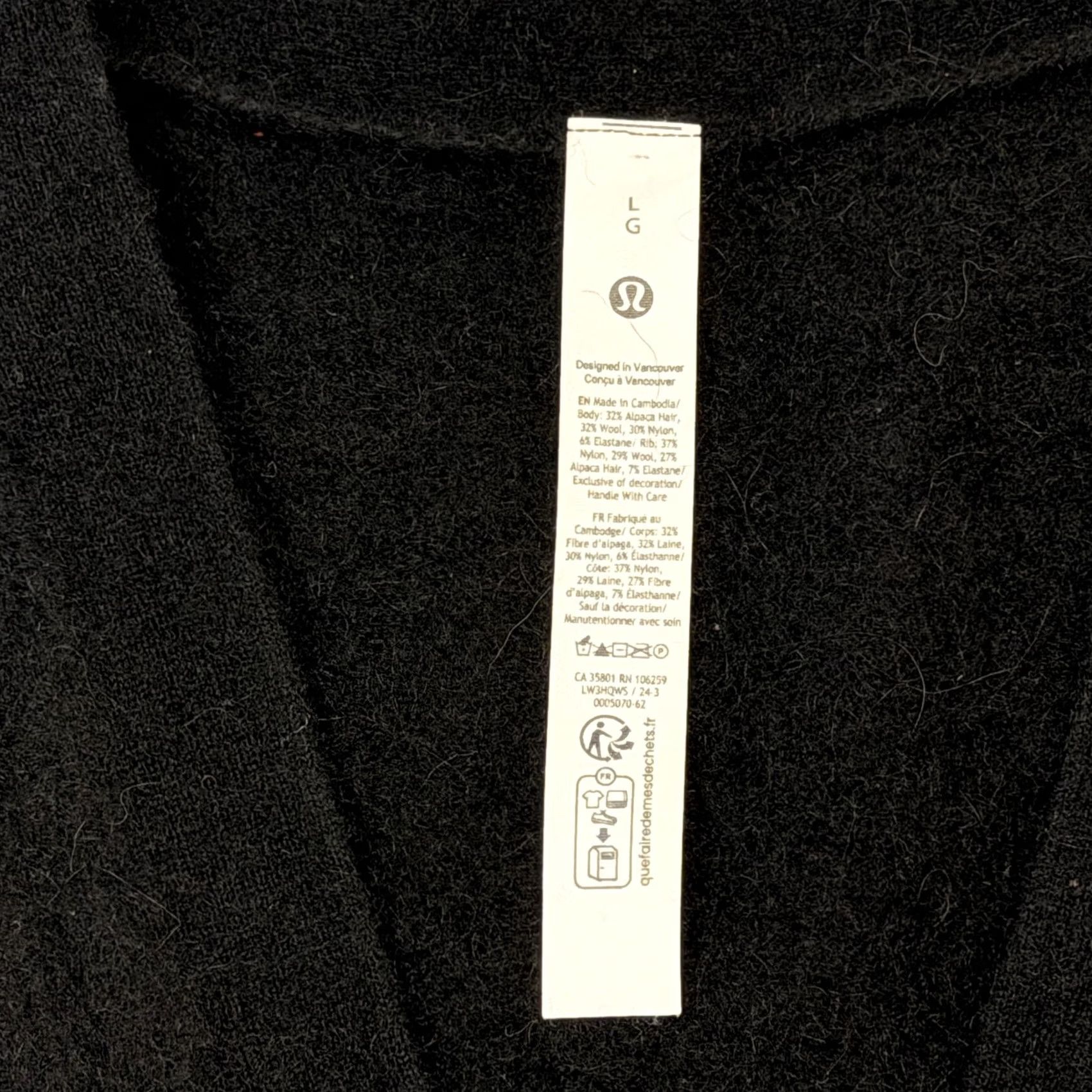 Vintage Lululemon Cardigan Sweater Womens L Black V-Neck Knit Button Front Extra-Slim Knit Stretch Vintage No Size L / US 10 / IT 46 - 4 Thumbnail