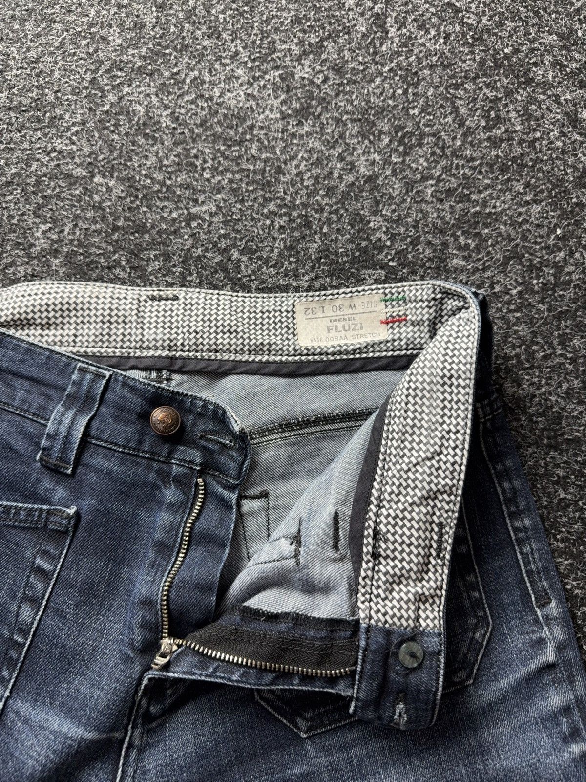 Diesel Luxury 00s Diesel FLUZI Flare Bootcut Jeans Y2K Denim Fade Size 30" / US 8 / IT 44 - 10 Thumbnail
