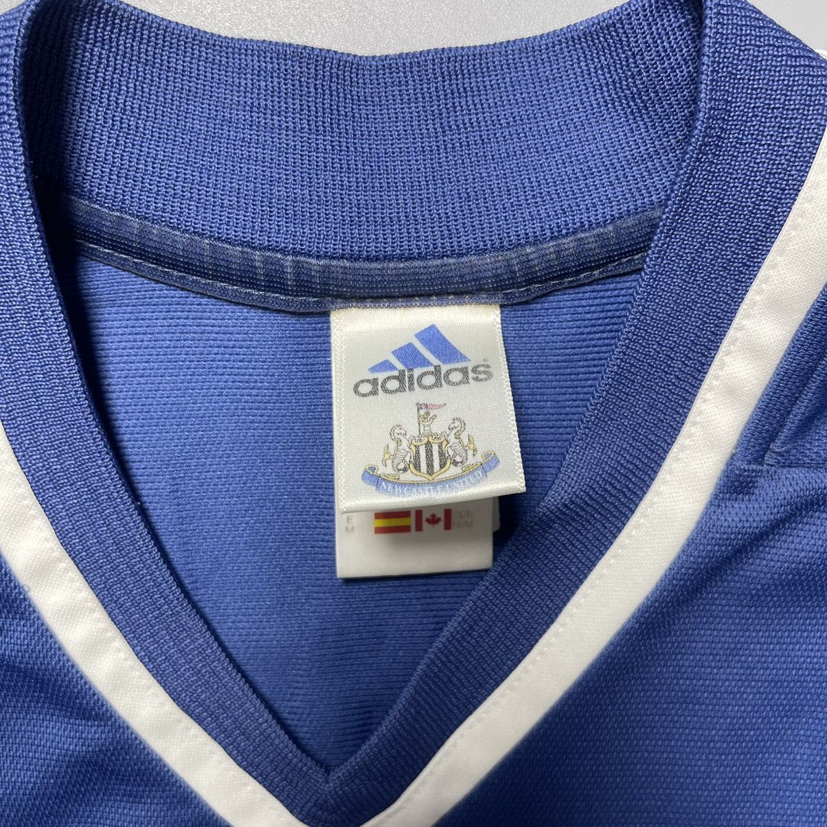 Adidas NEWCASTLE ADIDAS 2001/2002 FOOTBALL AWAY JERSEY #9 SHEARER Size US M / EU 48-50 / 2 - 5 Thumbnail