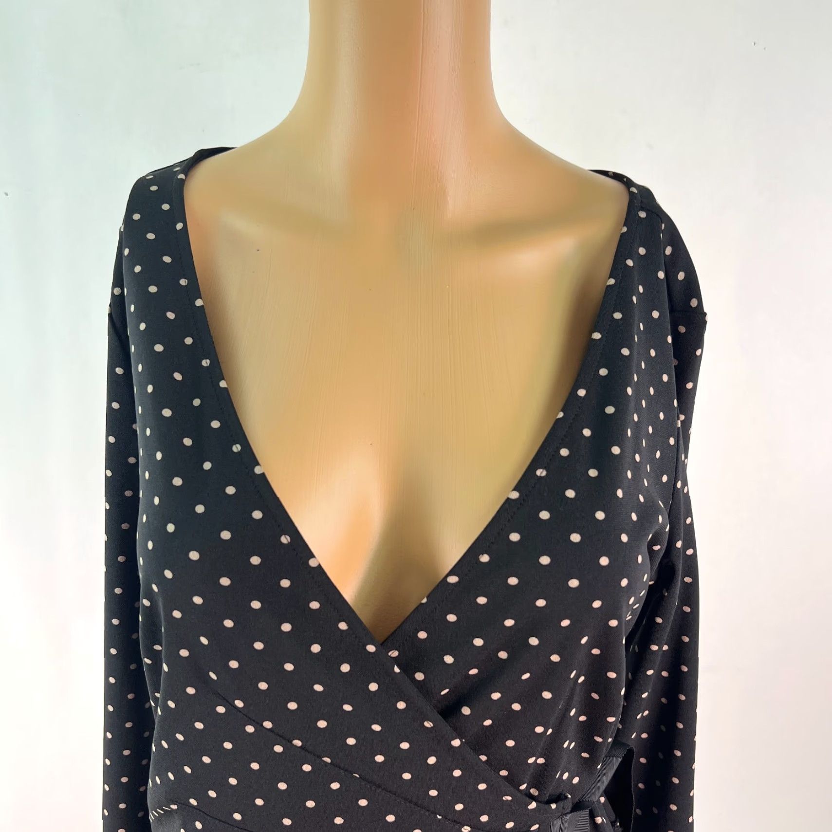 Ann Taylor Ann Taylor Loft Womens Dress Polka Dot V Neck Black Faux Wrapped Midi Size 6 Size M / US 6-8 / IT 42-44 - 3 Thumbnail