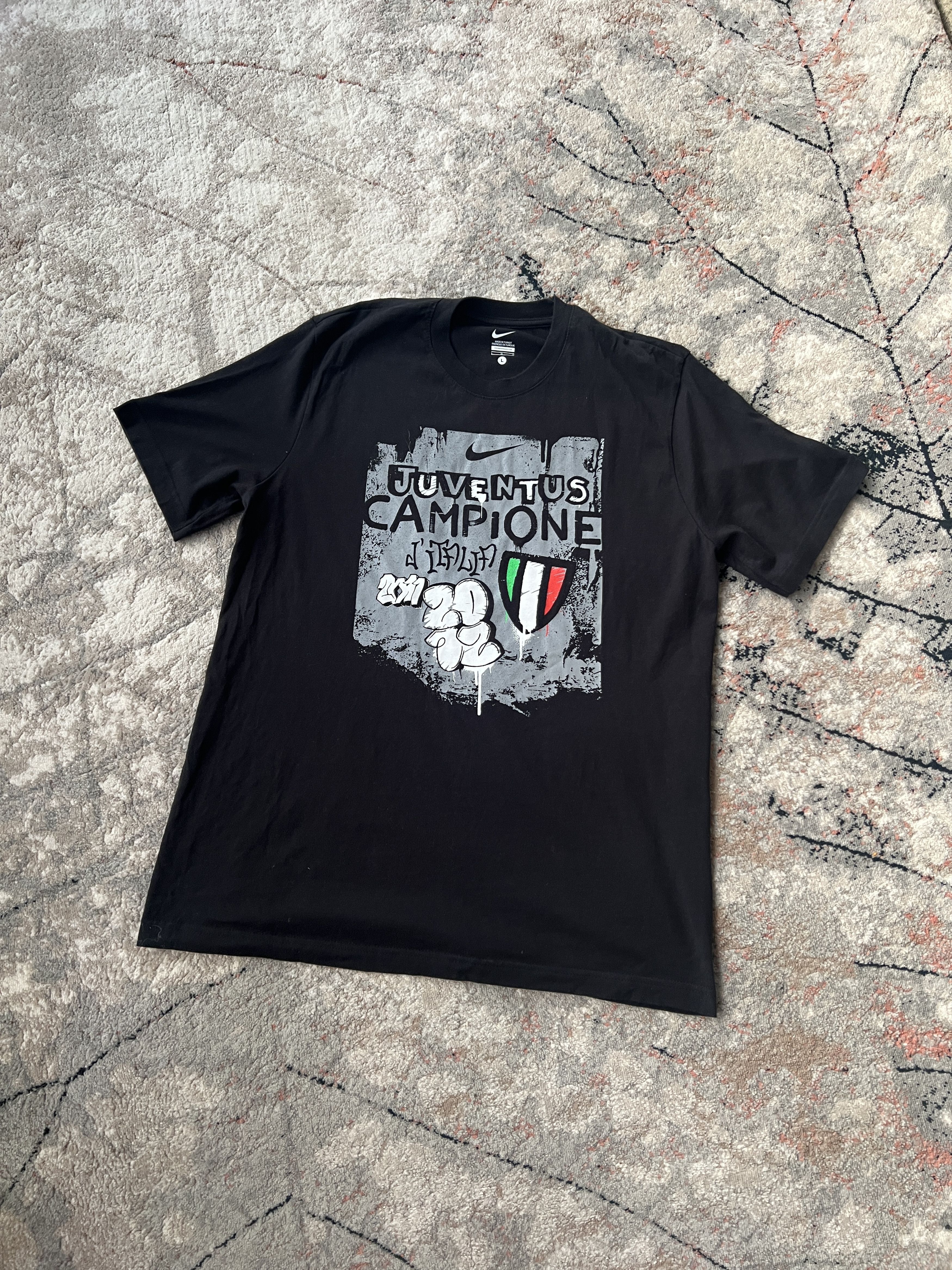 Nike Nike Juventus Campione Tee Size US L / EU 52-54 / 3 - 1 Thumbnail
