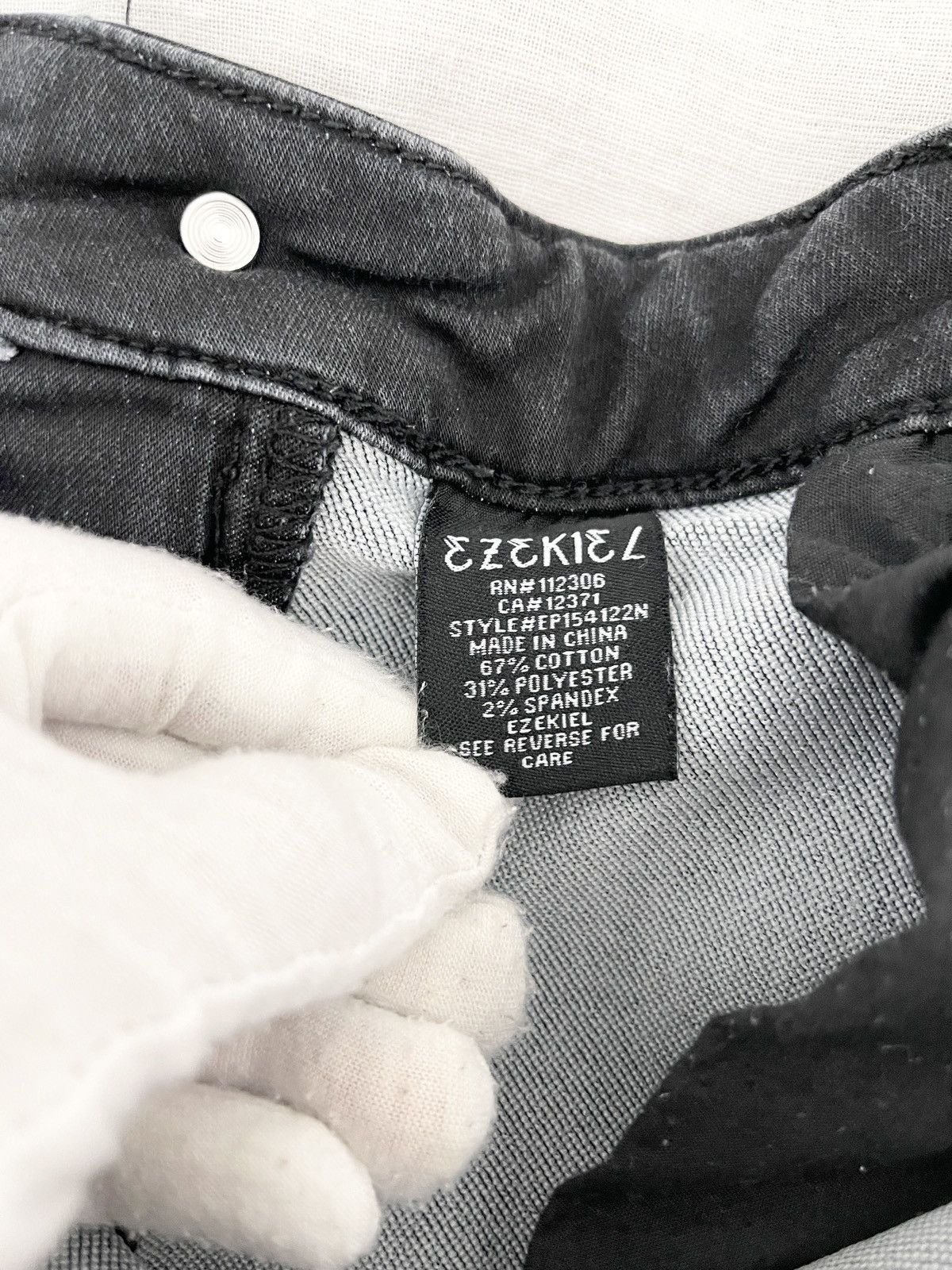 Ezekiel STEAL! 2000s Ezekiel Black Skinny Jeans Size US 36 / EU 52 - 11 Thumbnail
