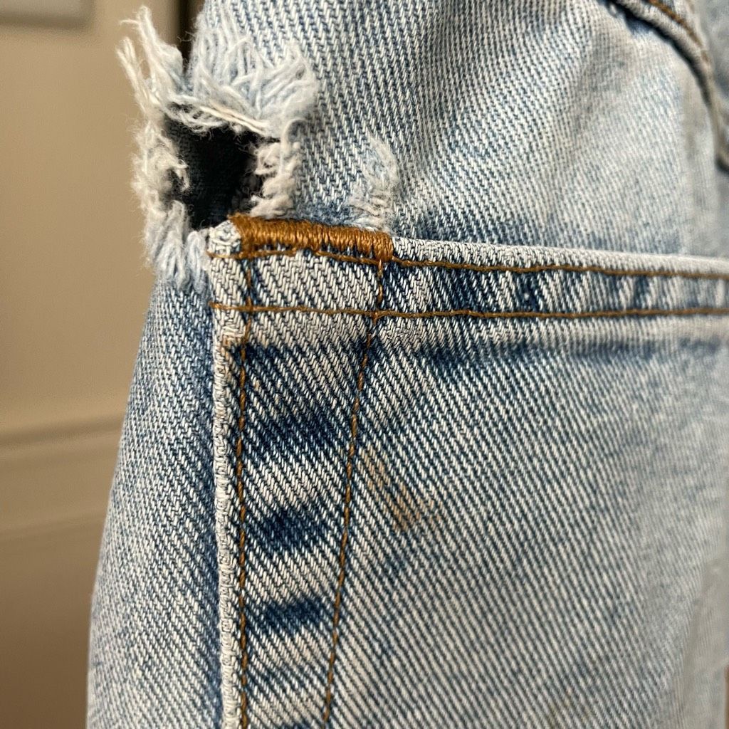 Guess Vintage 80s Guess George’s Marciano USA Cut Off Jean Shorts Size 30" / US 8 / IT 44 - 7 Thumbnail