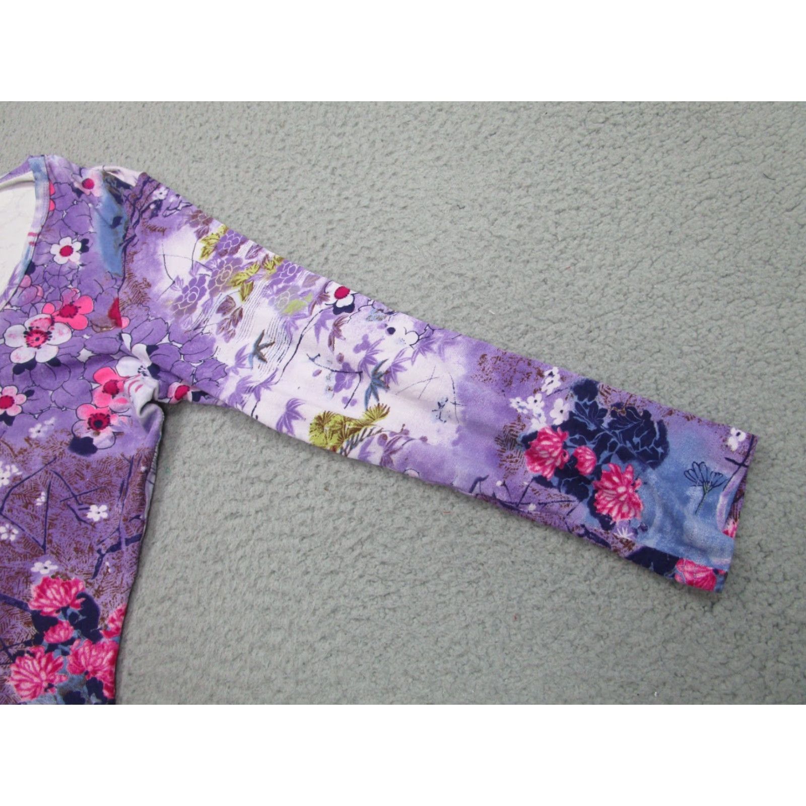 Vintage VINTAGE Karen Kane Shirt Womens L Purple Floral 3/4 Sleeve Jersey AOP Y2K Size L / US 10 / IT 46 - 5 Thumbnail