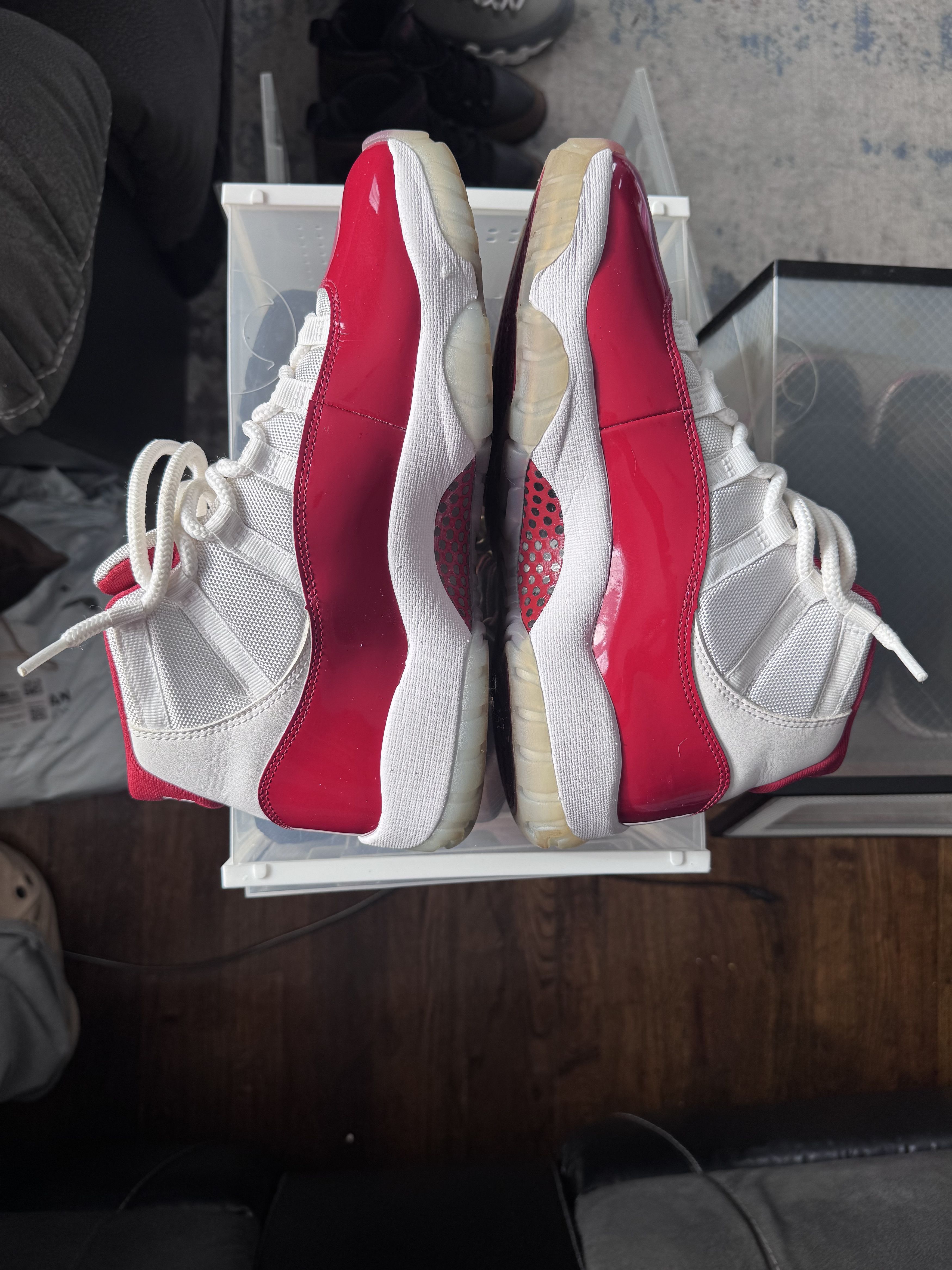 Jordan Brand Jordan 11 Retro - Cherry 2022 Size US 9.5 / EU 42-43 - 4 Thumbnail