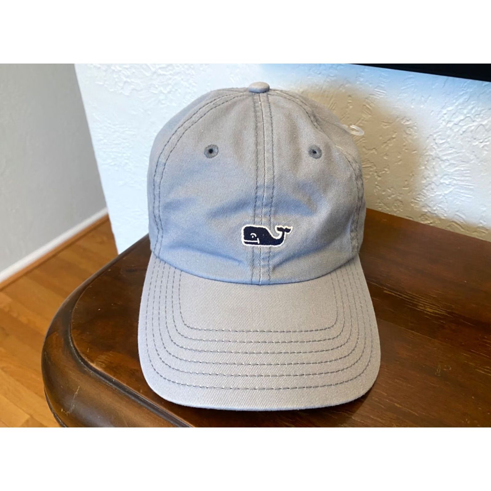 Vineyard Vines Vineyard Vines Hat Mens One Size Blue Leather Strapback Adjustable Cap Whale Men Women Size ONE SIZE - 2 Thumbnail
