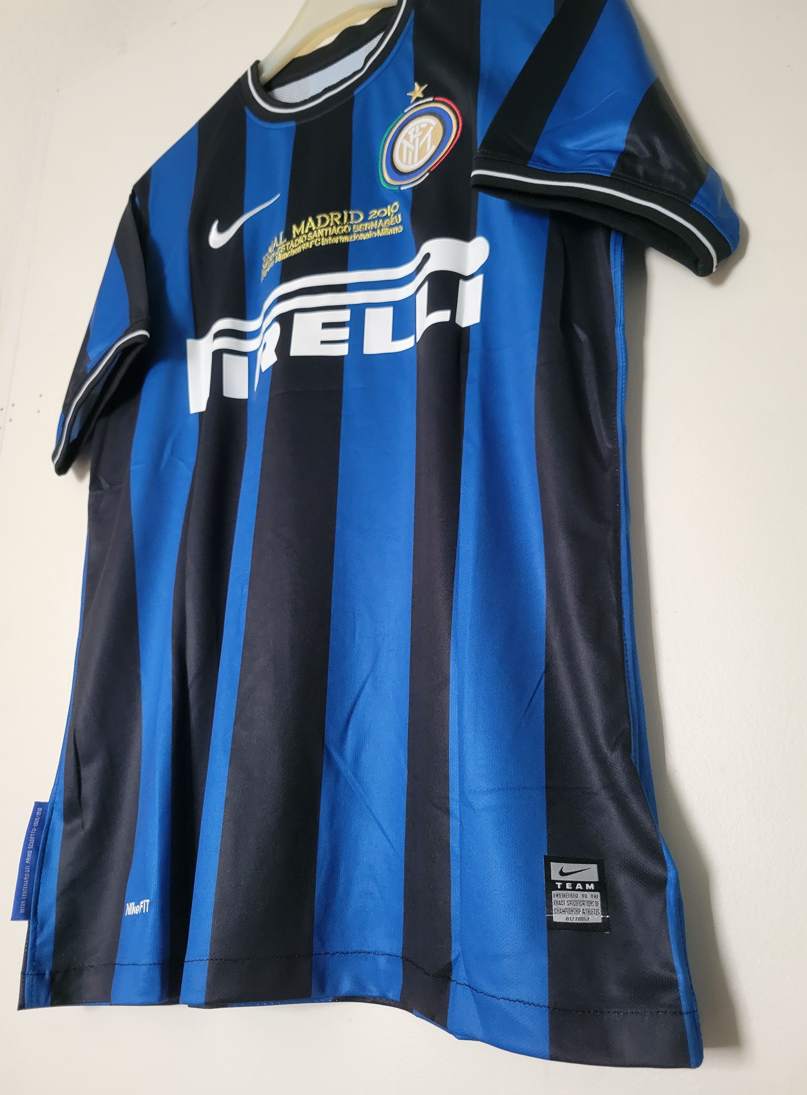 Other Inter Milan 2009-2010 Eto’o 9 Vintage Retro Football Jersey Size US L / EU 52-54 / 3 - 6 Thumbnail