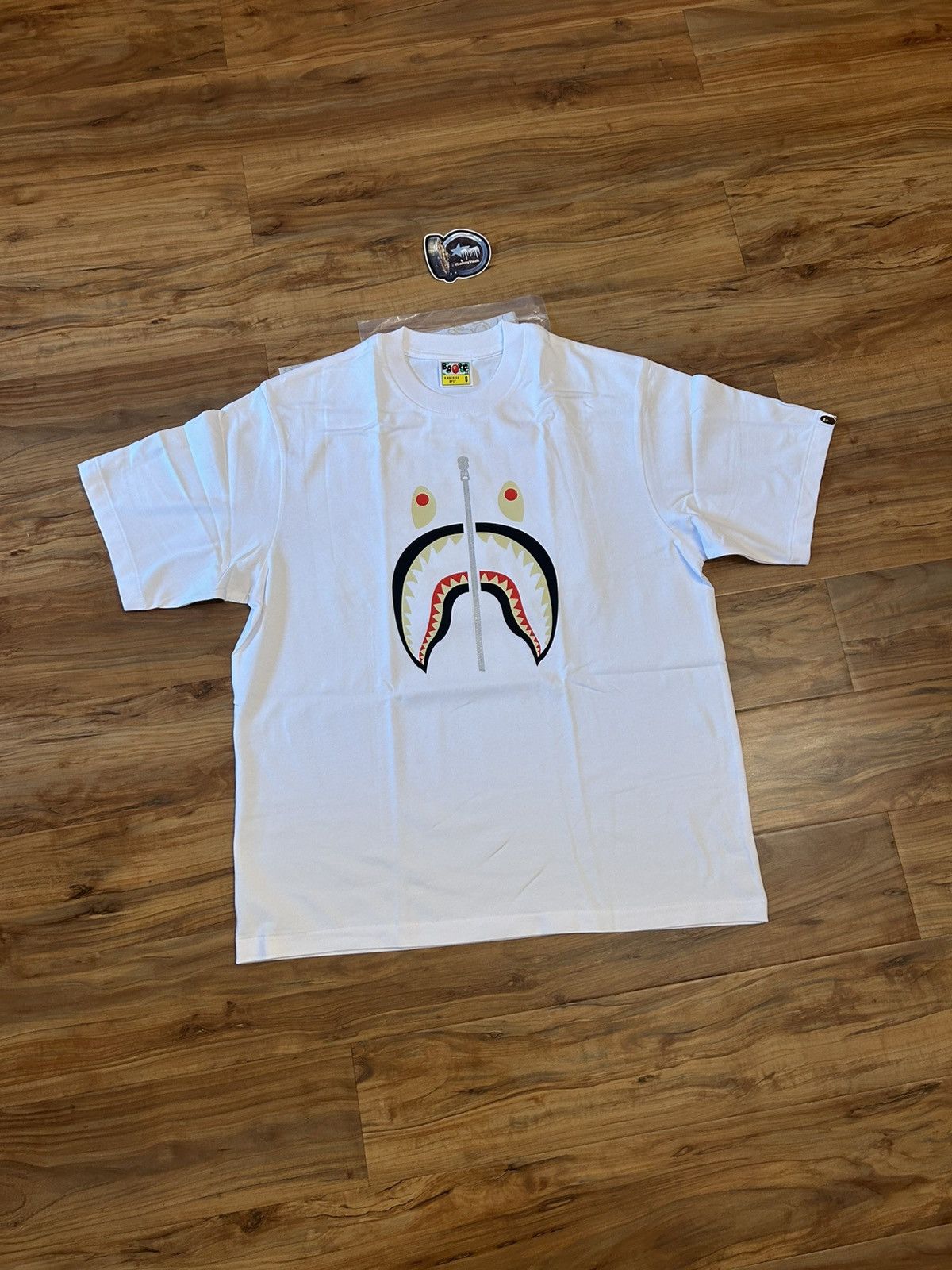 Bape NEW Bape China Exclusive Shark Tee Size US S / EU 44-46 / 1 - 1 Thumbnail