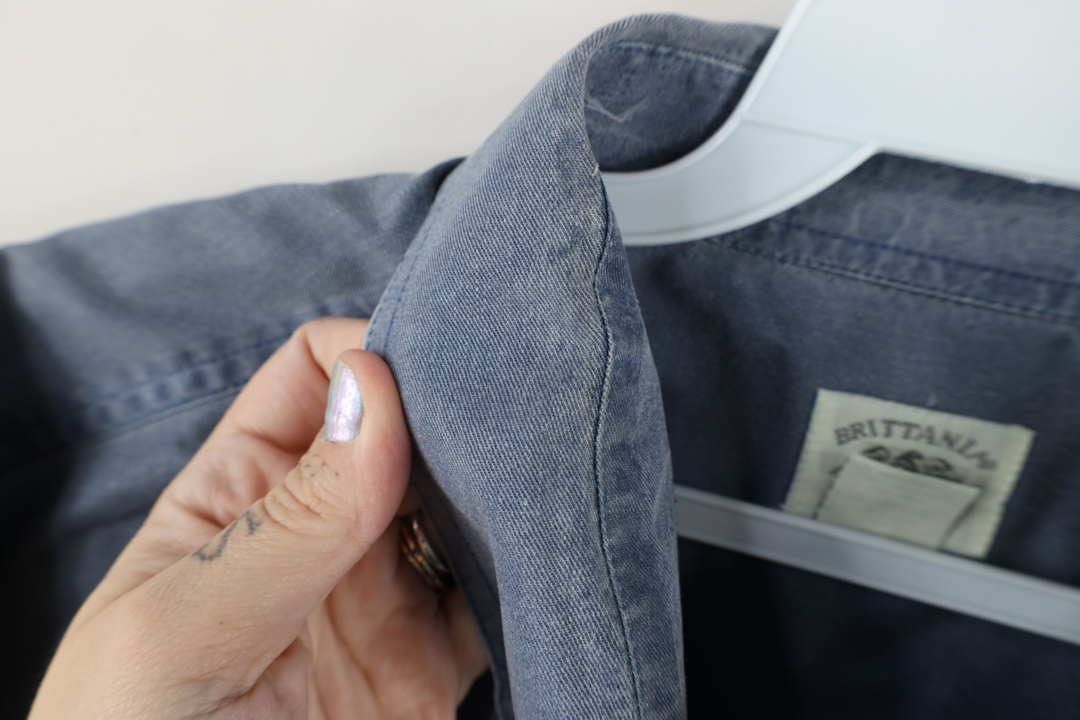 Vintage Vintage 90 Streetwear Stonewash Collared Button Down Shirt Size US L / EU 52-54 / 3 - 9 Thumbnail
