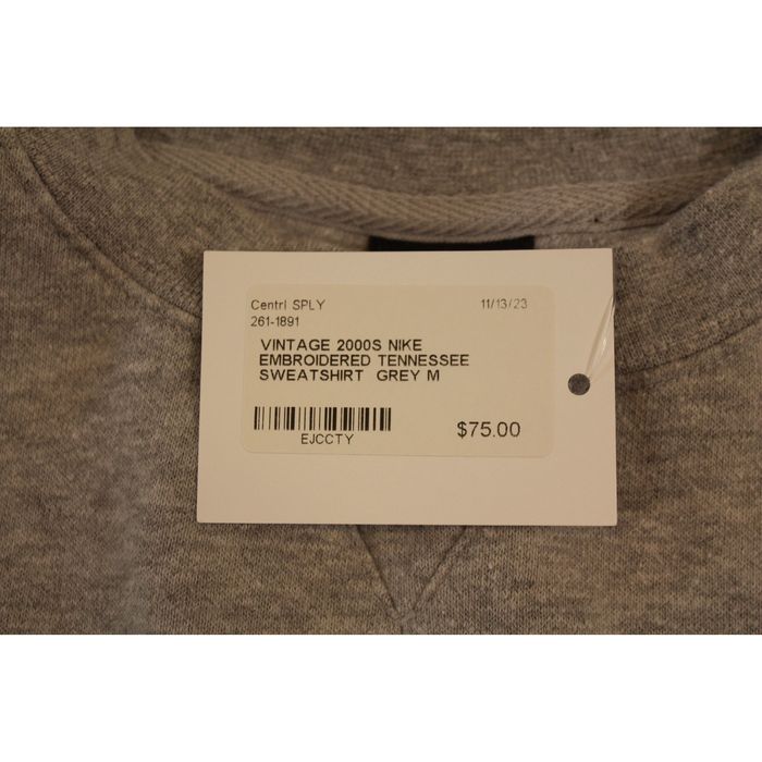 Nike Vintage 2000s Nike Embroidered Tennessee Sweatshirt Medium G | Grailed