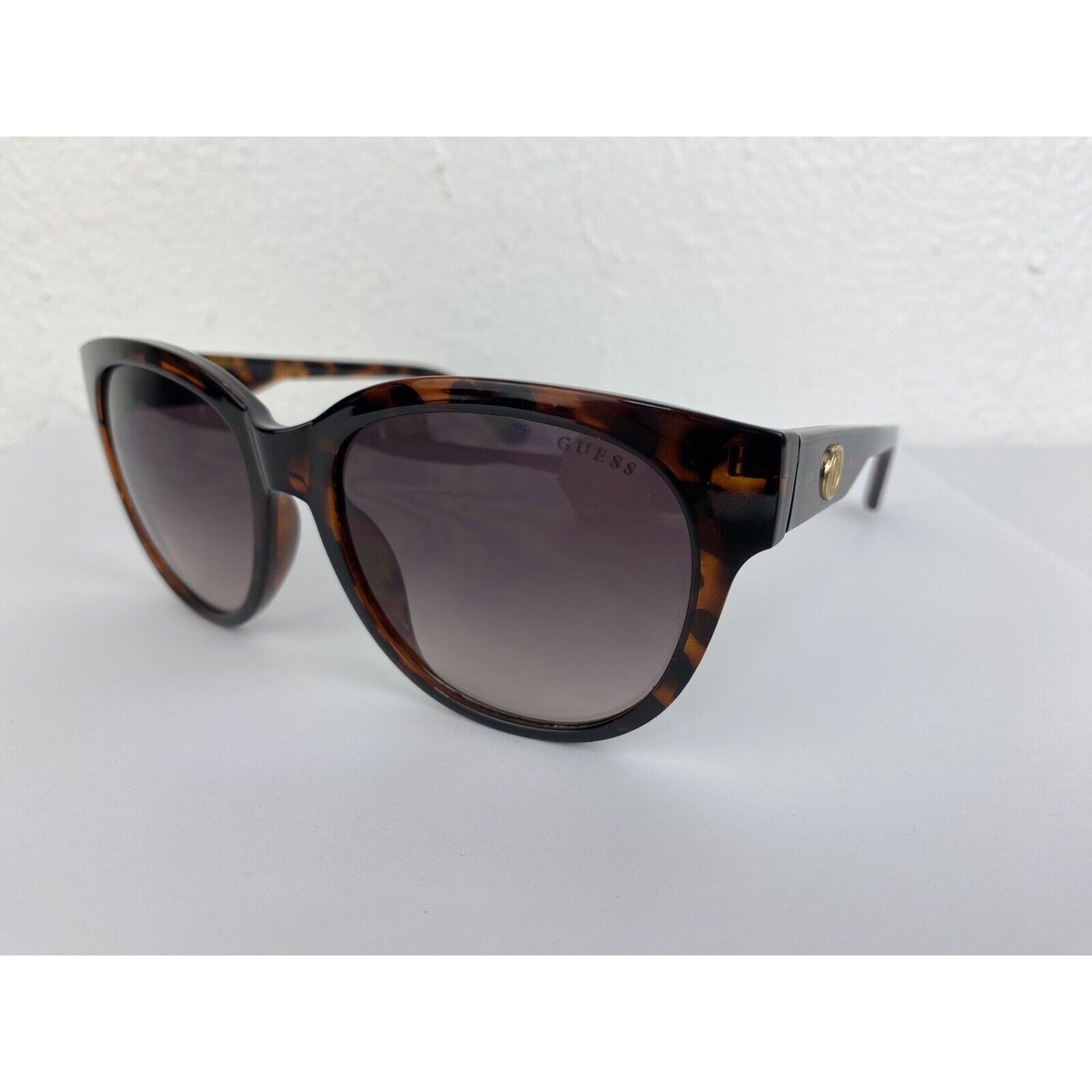 Guess Guess Tortoise Shell Sunglasses Gold Logo Gradient Lenses Size ONE SIZE - 2 Thumbnail