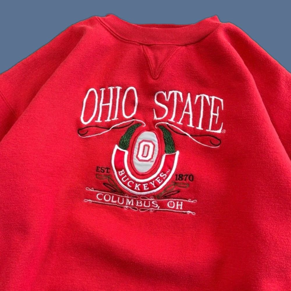 Vintage VINTAGE Ohio State Buckeyes Embroidered Crewneck Sweatshirt Men's Medium Red 90s College Sports Pullover Size US M / EU 48-50 / 2 - 1 Thumbnail