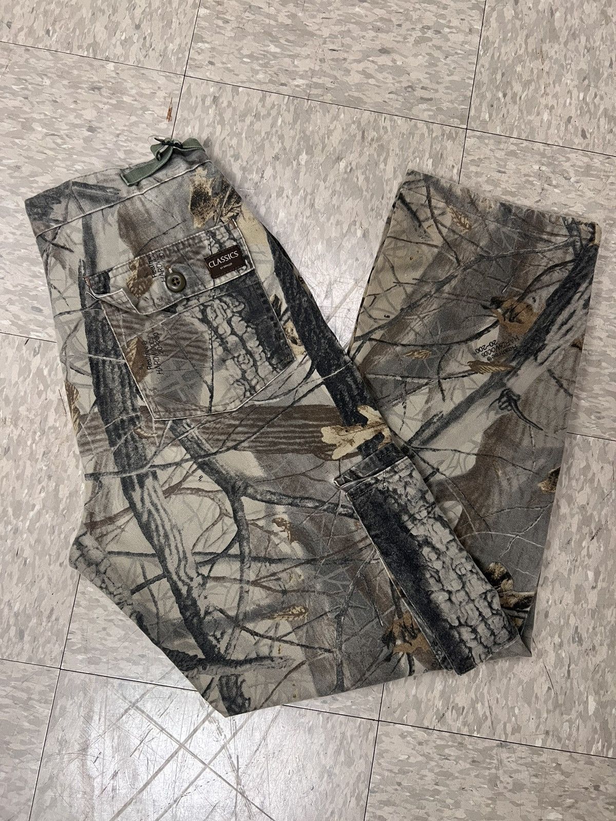 Vintage Realtree Hardwoods Camo Cargos Size US 30 / EU 46 - 2 Thumbnail
