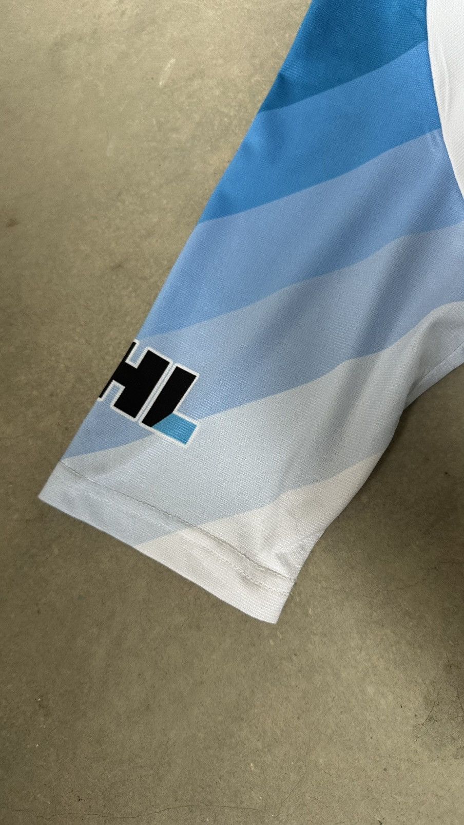 Hummel HUMMEL HALLA UNIVERSITY SOUTH KOREA JERSEY Size US S / EU 44-46 / 1 - 6 Thumbnail
