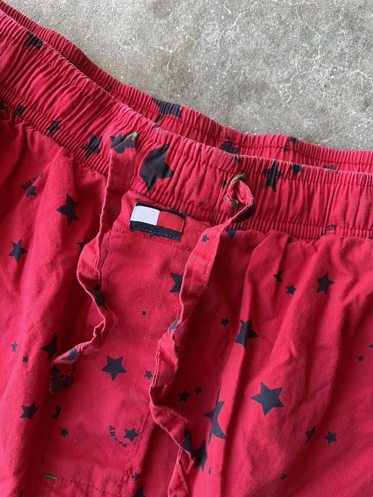 Tommy Hilfiger × Vintage Tommy Hilfiger Shorts Size Medium Size US 30 / EU 46 - 2 Thumbnail