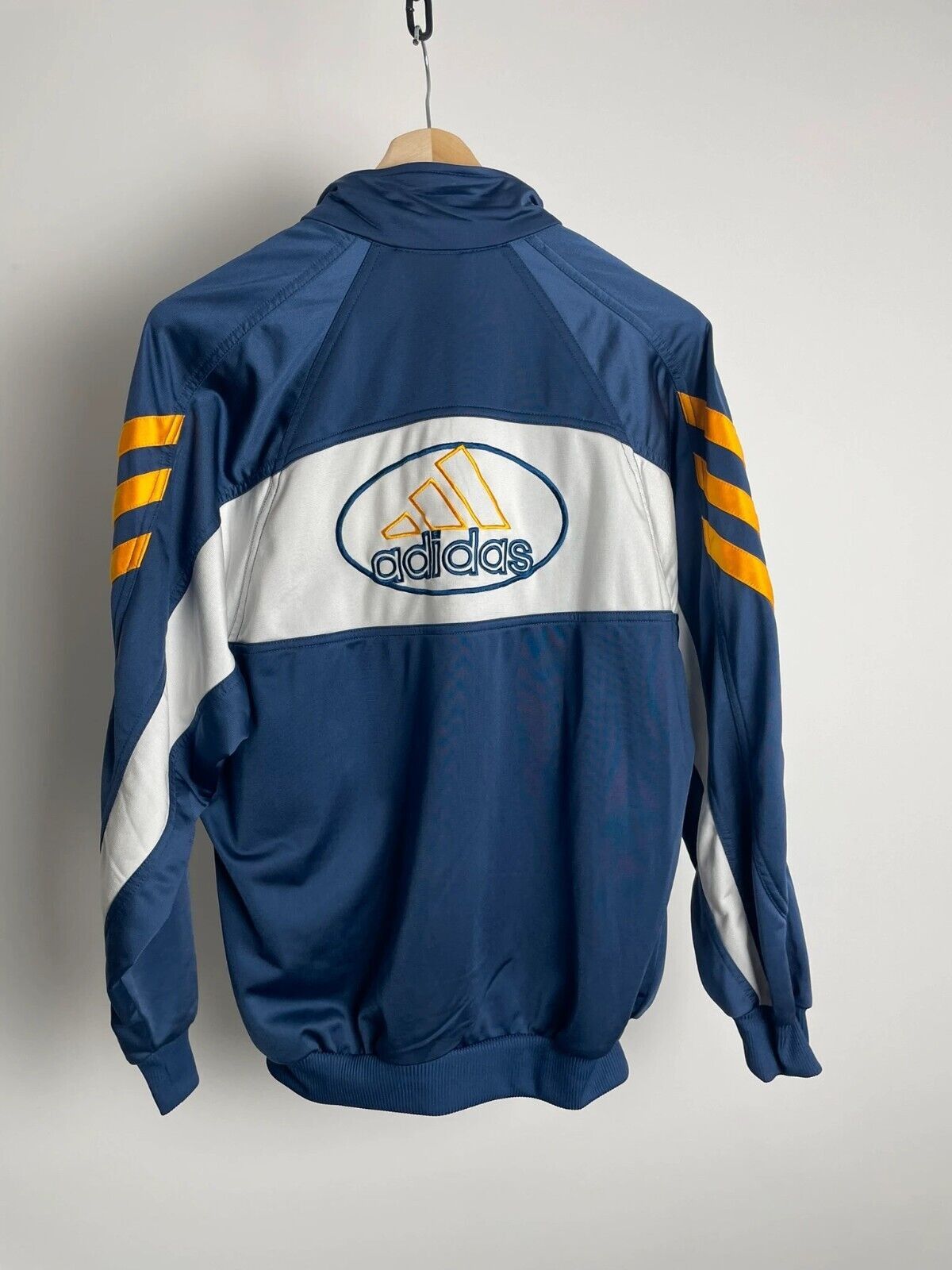 Adidas Mens Vintage Adidas Track Jacket size M Size US M / EU 48-50 / 2 - 3 Thumbnail