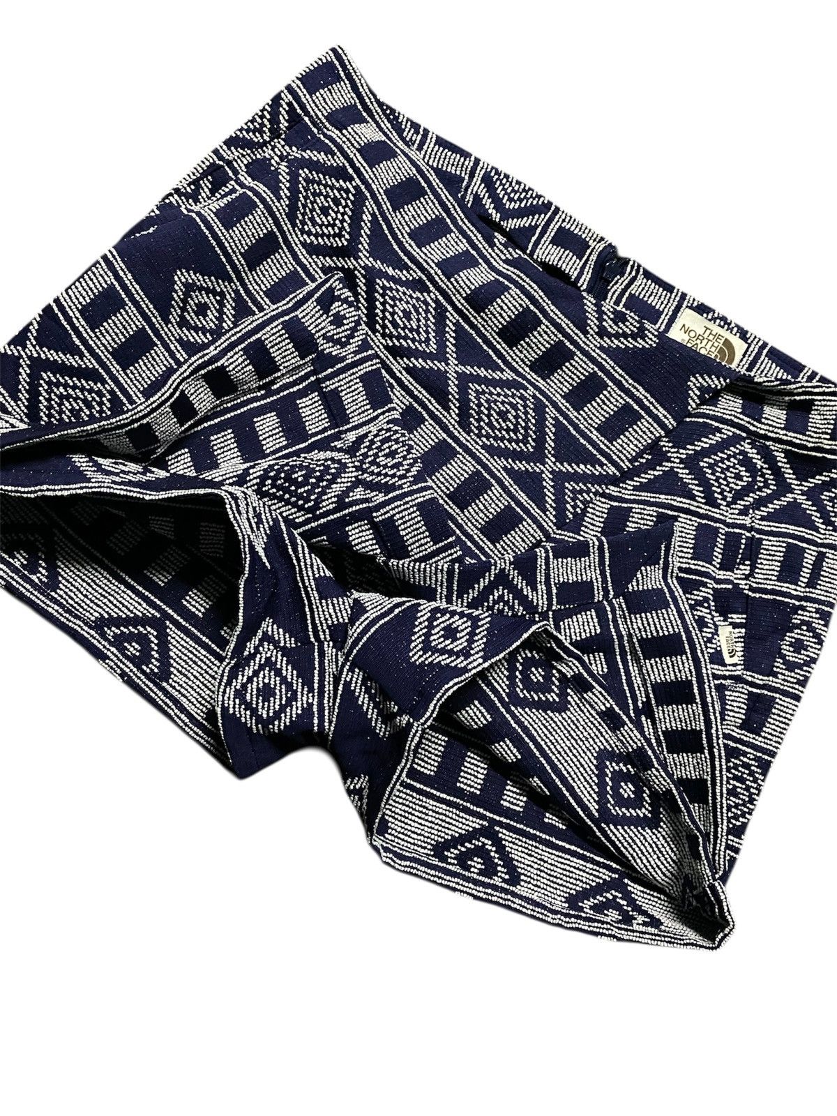 The North Face Vintage The North Face Tribal Pattern Skort Size 31" - 3 Thumbnail