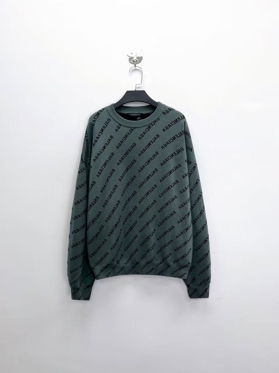 Balenciaga balenciaga ss23 gray-green logo knit sweater Size US S / EU 44-46 / 1 - 1 Thumbnail