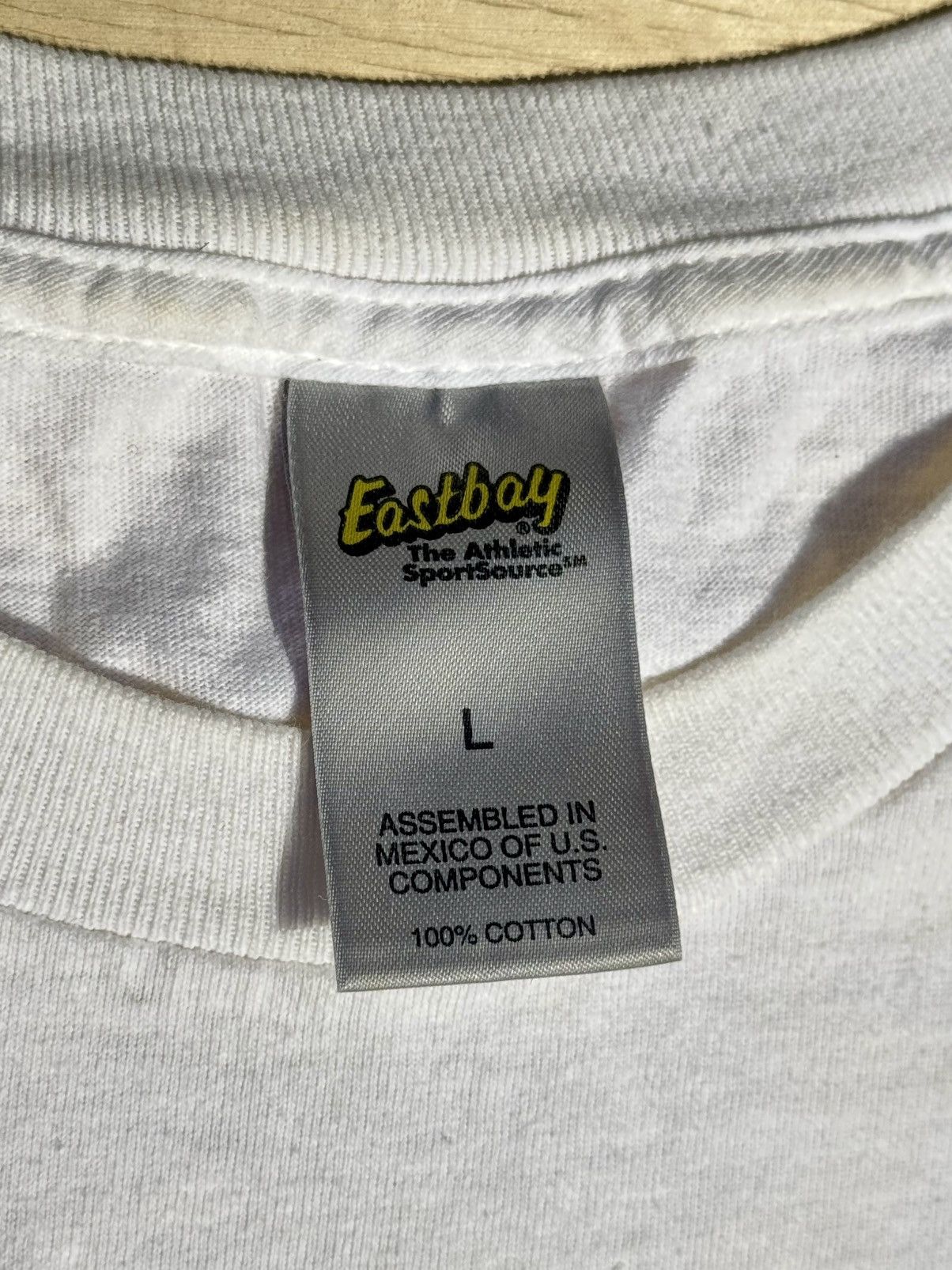 Rap Tees × Vintage Eastbay Vintage 90’s Sneaker Catalog T-Shirt Size US L / EU 52-54 / 3 - 3 Thumbnail