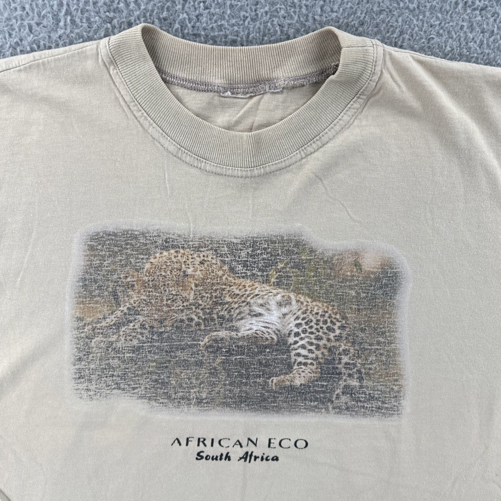 Vintage VINTAGE Adult XL Brown T Shirt African Eco South Africa Faded Graphic Print Tee 90s Animals Mens Size US XL / EU 56 / 4 - 5 Thumbnail