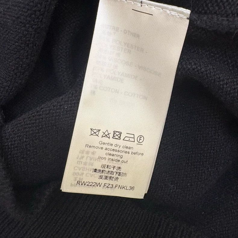 Louis Vuitton Louis Vuitton Cashmere 24ss Black Chain Badge Sweater Size US L / EU 52-54 / 3 - 8 Thumbnail