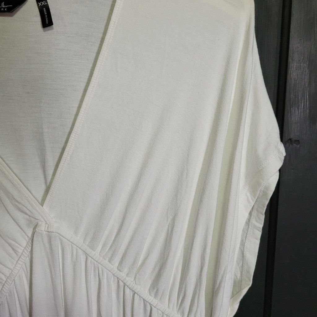 Nicole Miller Nicole Miller, white tee shirt dress, NWOT, Size XXL Size XL / US 12-14 / IT 48-50 - 4 Thumbnail