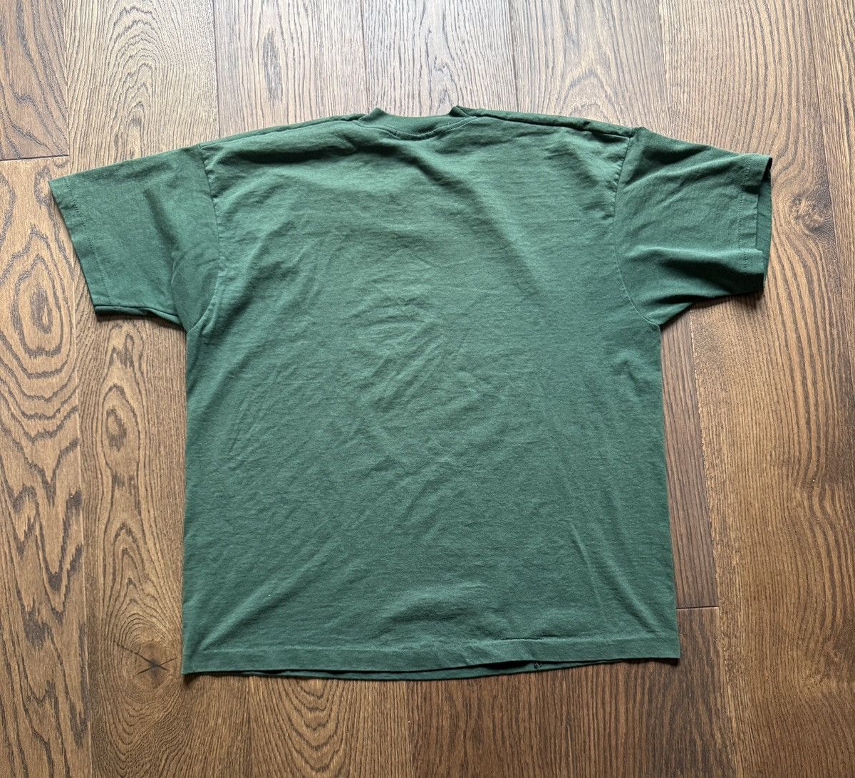 Vintage Vintage 90s Green Team Employment Project Graphic Tee Size US XL / EU 56 / 4 - 6 Thumbnail