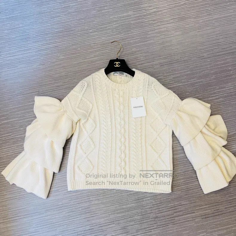 Valentino Valentino White sweater Size M / US 6-8 / IT 42-44 - 2 Thumbnail