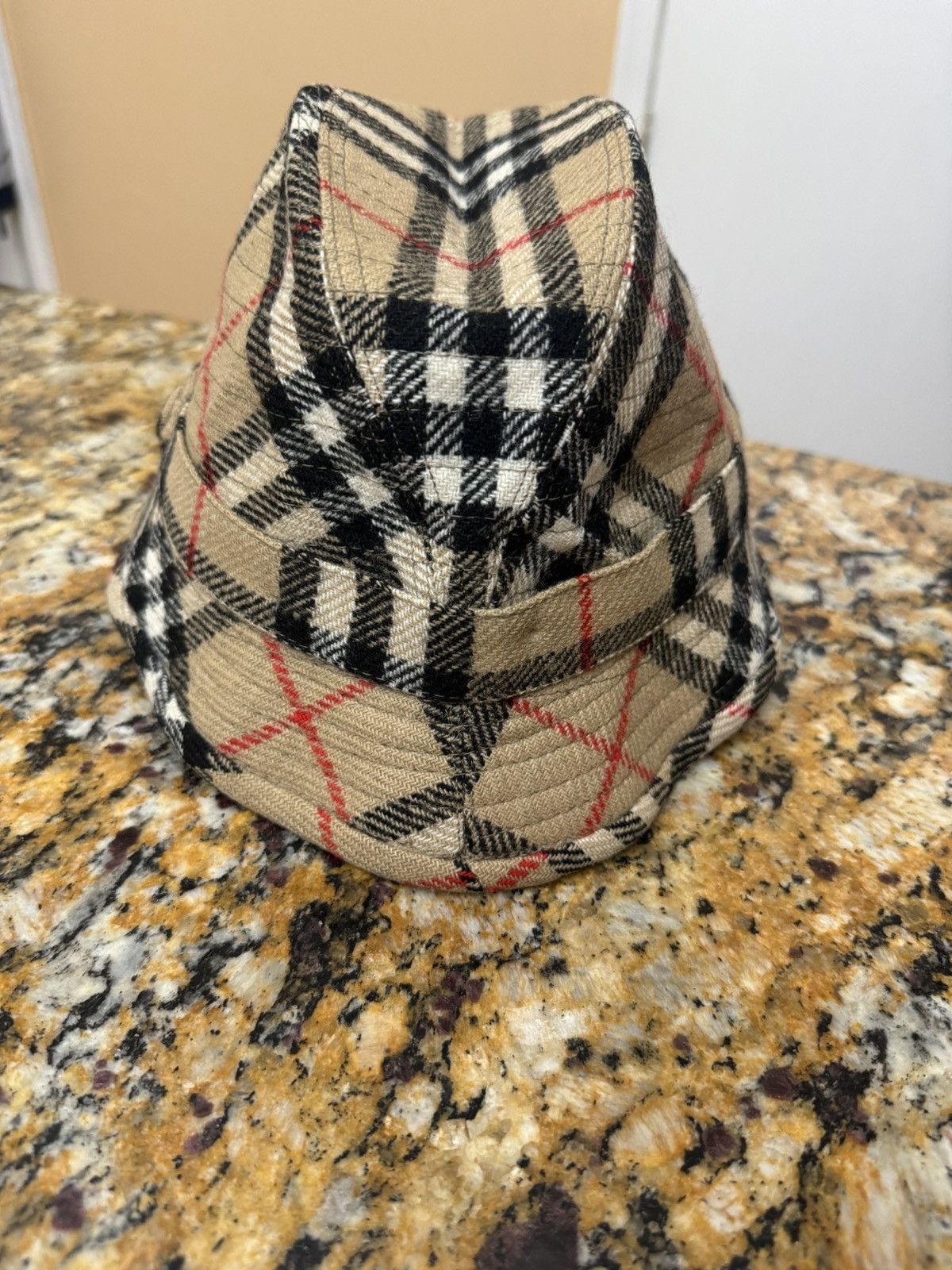 Burberry × Vintage Burberry Vintage Wool Nova Check Bucket Hat. Size ONE SIZE - 3 Thumbnail