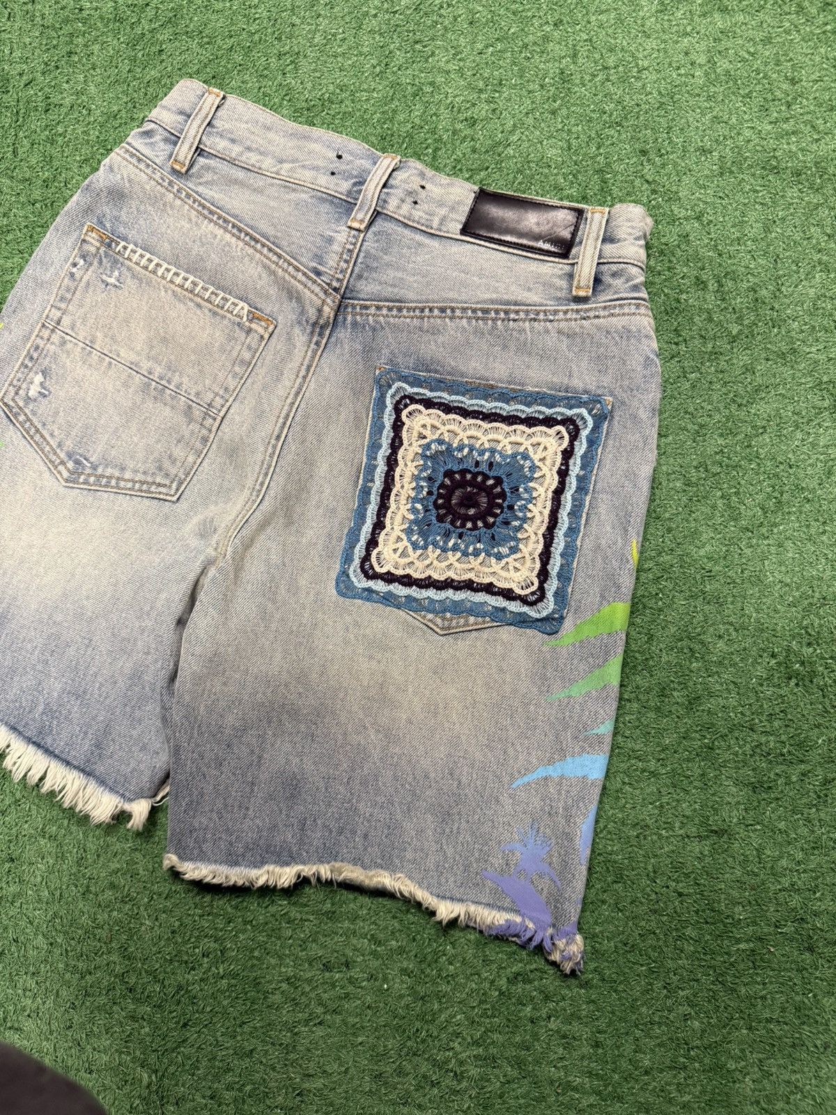 Amiri Amiri crochet jean shorts sized 28 Size US 28 / EU 44 - 1 Thumbnail