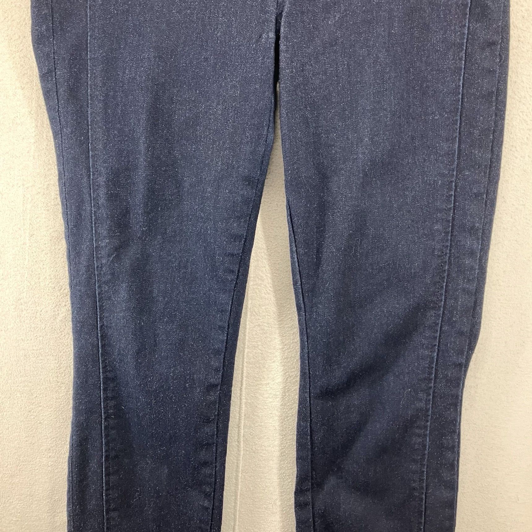 Guess GUESS Jeans Women's 27 Dark Indigo Blue Push Up Leggings Stretch Denim Jeans Slim Mid Rise Zipper Zip Pocket? (Note: Original did not specify pockets) Size 28" / US 6 / IT 42 - 7 Thumbnail