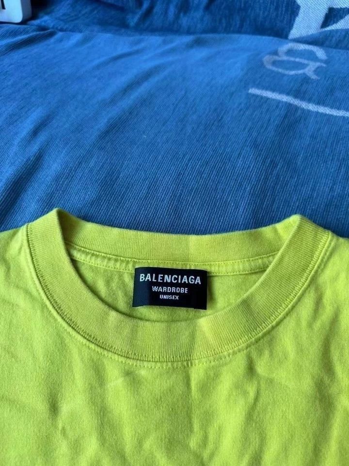 Balenciaga Balenciaga Yellow front and back letter short sleeve 2501-N Size US XS / EU 42 / 0 - 3 Thumbnail