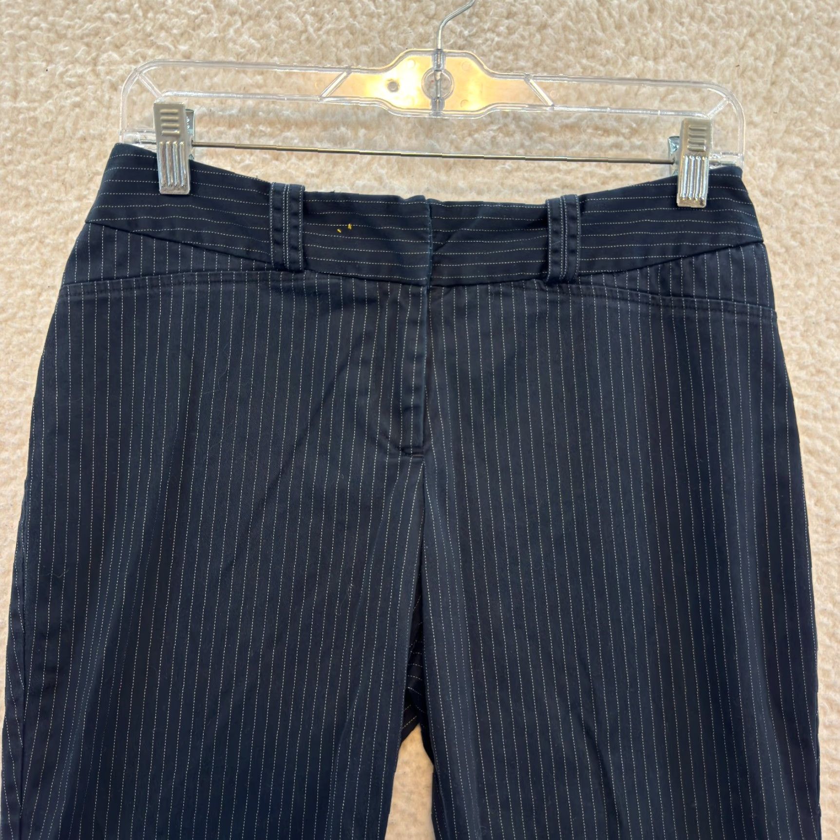 Worthington VINTAGE Worthington Y2K Capri Dress Pants Black Pinstripe Office Trousers Women 6 Petite 27/28 XS? Size 28" / US 6 / IT 42 - 3 Thumbnail