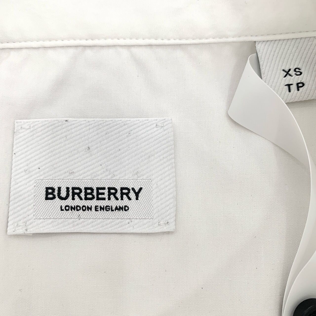Burberry [Burberry] Embroidered Logo Lettering Notched Lapel White Co Size US XS / EU 42 / 0 - 2 Thumbnail