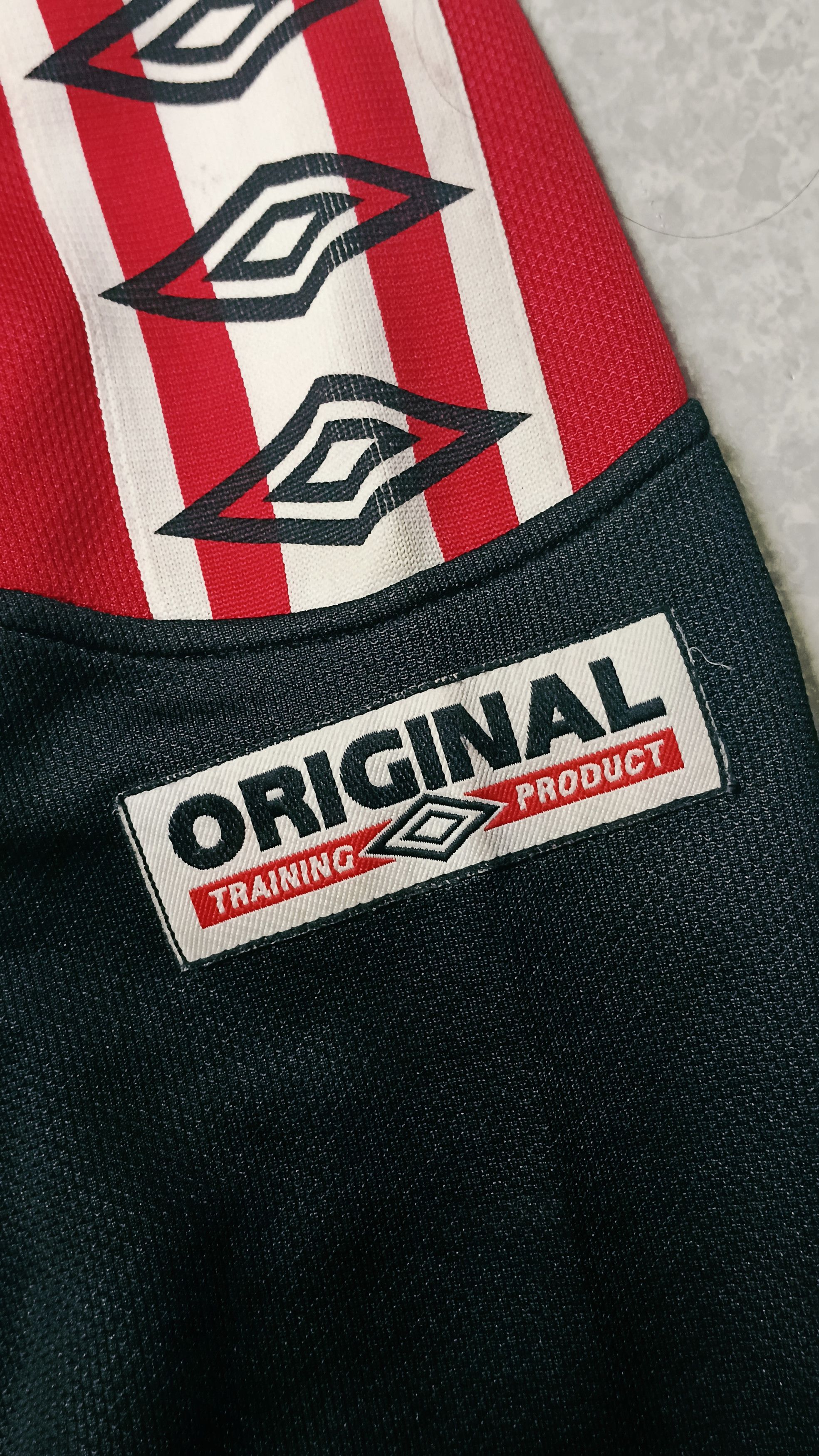 Umbro × Vintage Rare Vintage Umbro Sidetape Training Sweater Size US L / EU 52-54 / 3 - 3 Thumbnail