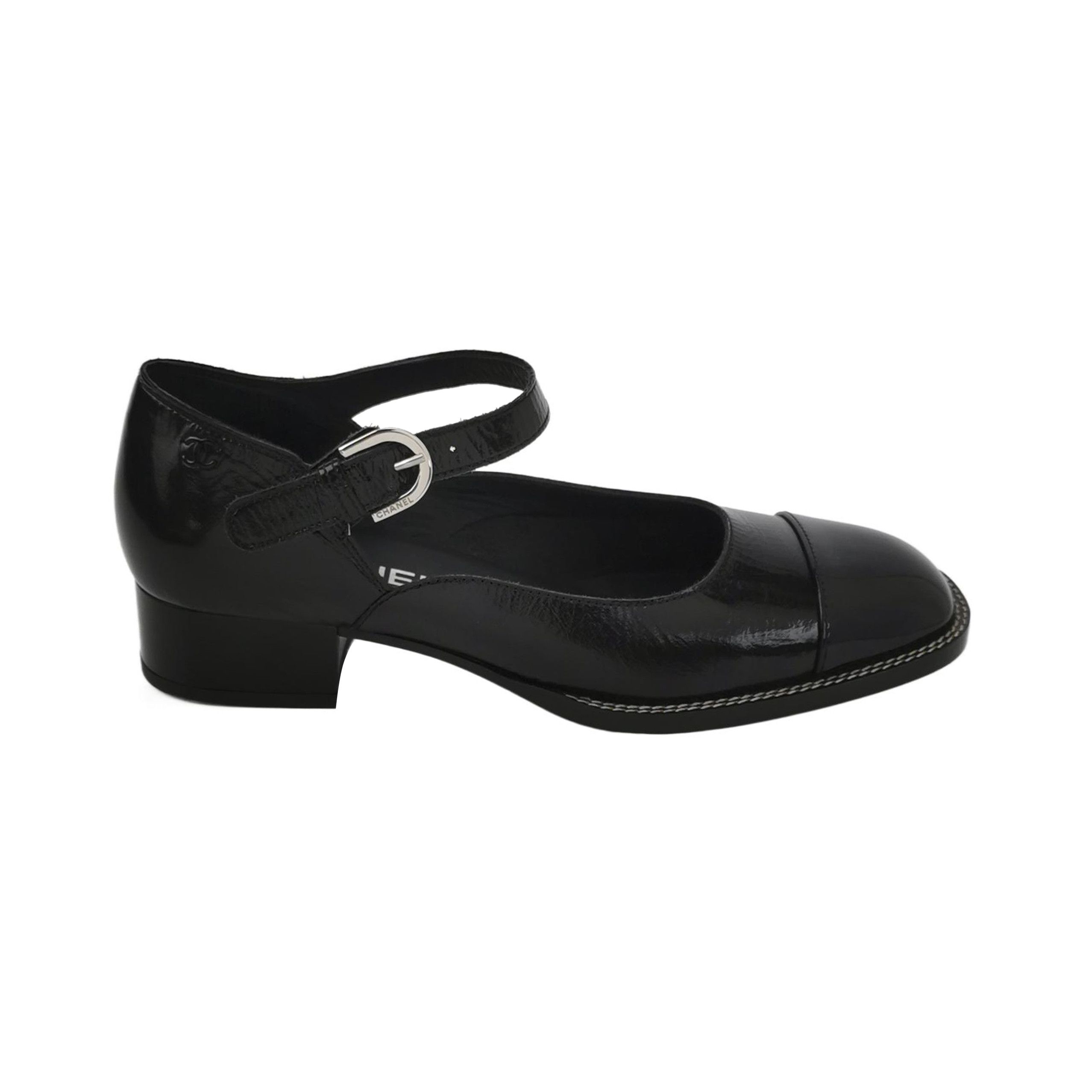 Chanel Chanel Women 8 Flats Size US 8 / IT 38 - 1 Thumbnail