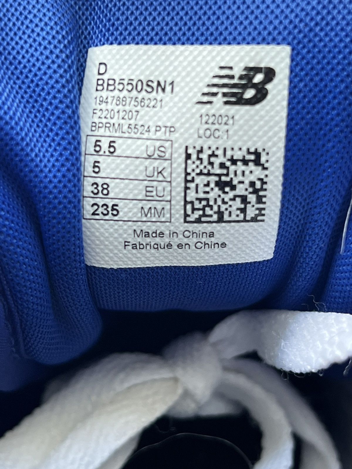 New Balance New Balance 550 White Team Royal Size 5.5 Men’s/ 7 Women’s Size US 5.5 / EU 38 - 8 Thumbnail